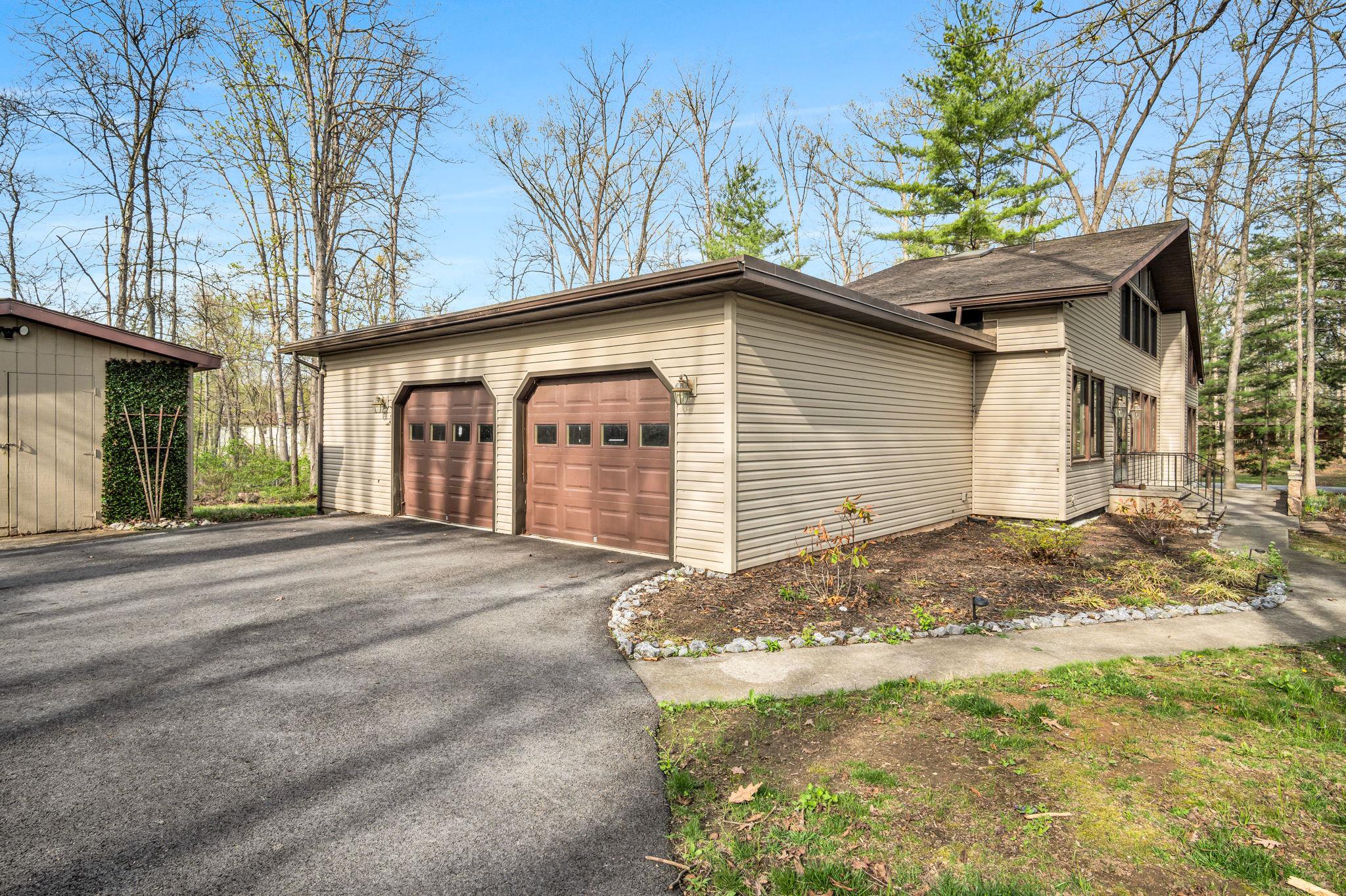 LAKE MEADE - Residential