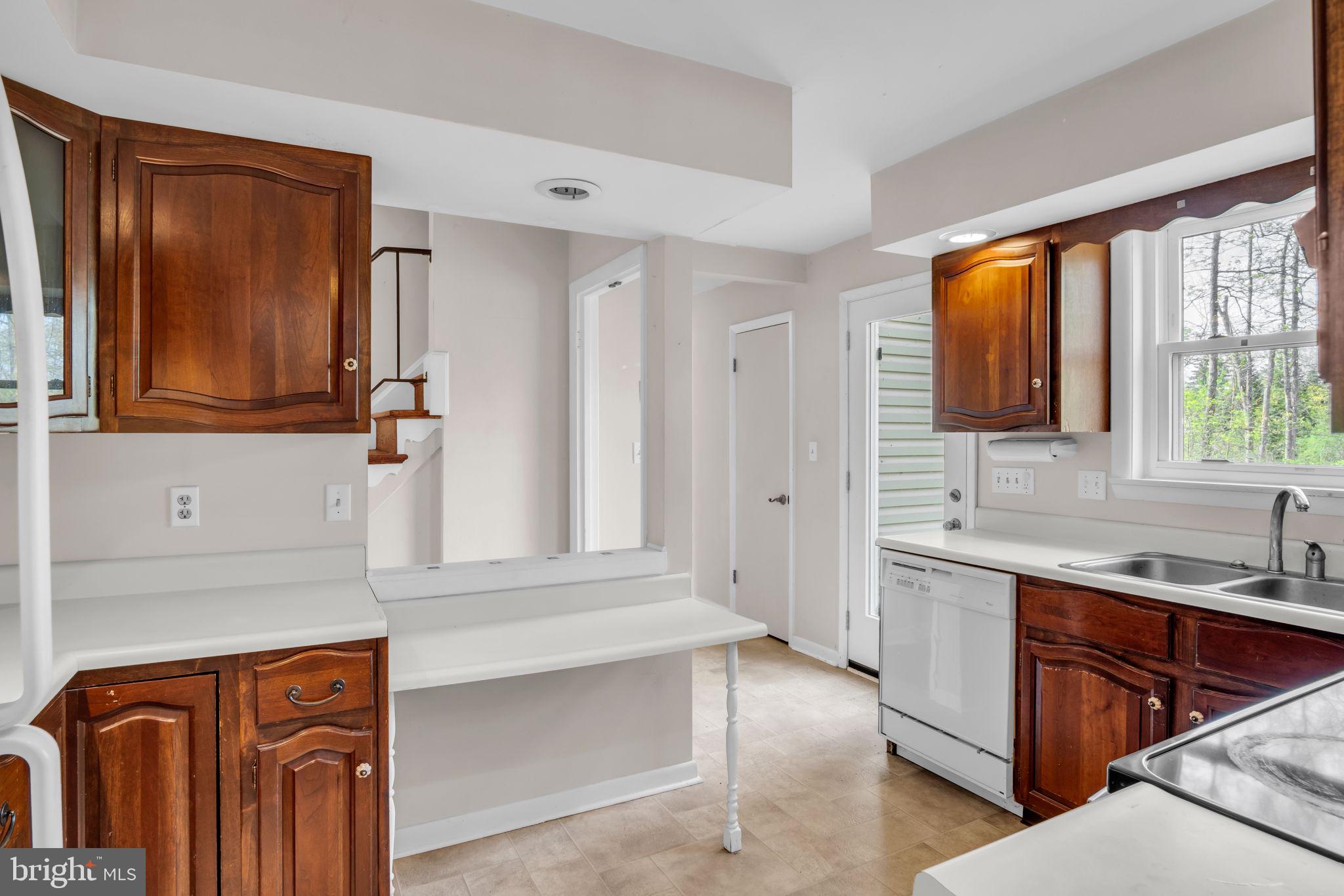 LAKE MEADE - Residential