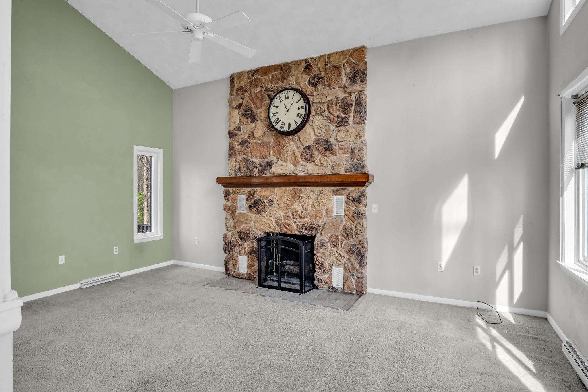 LAKE MEADE - Residential