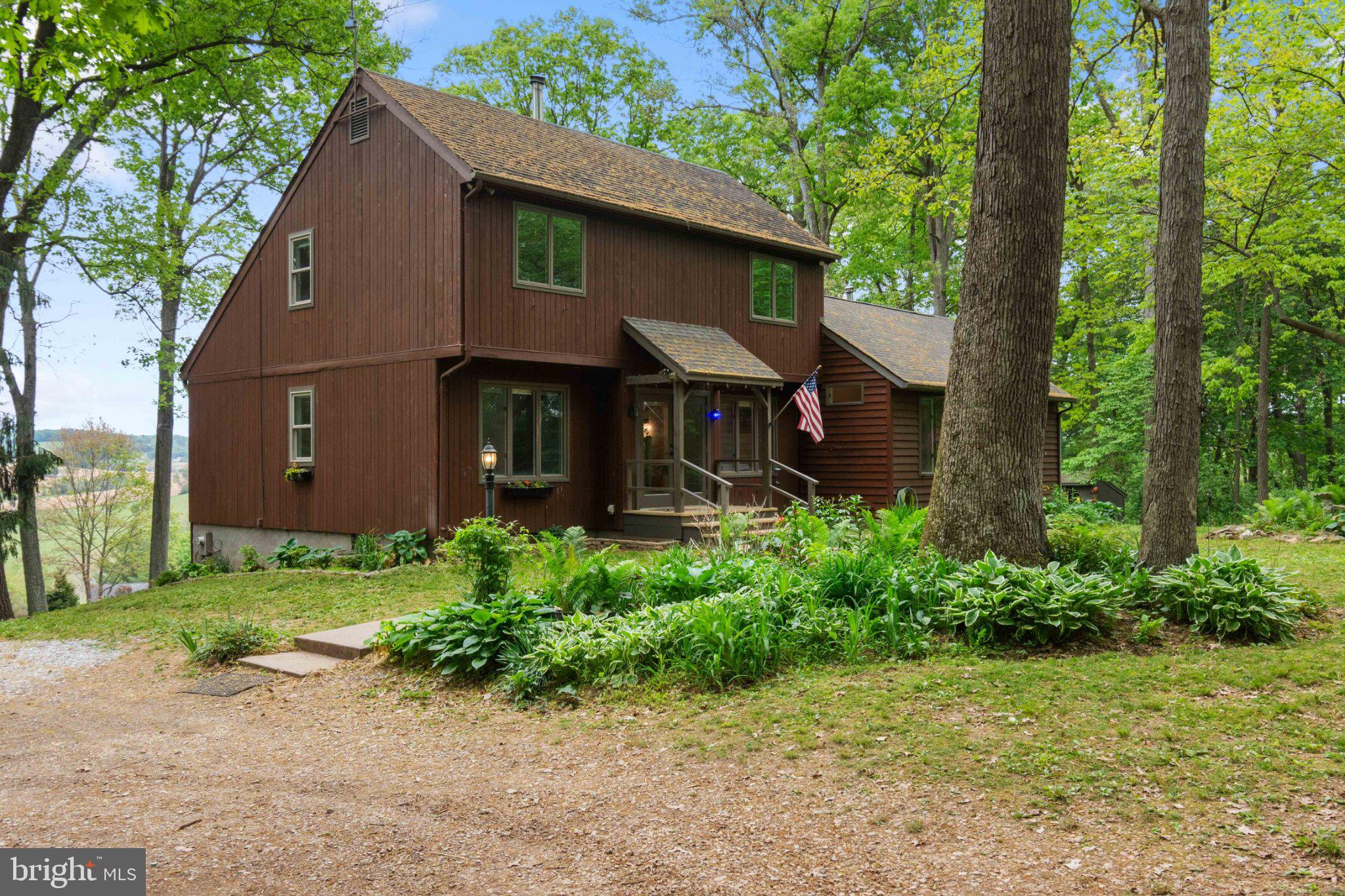 5135 DUSTY LANE