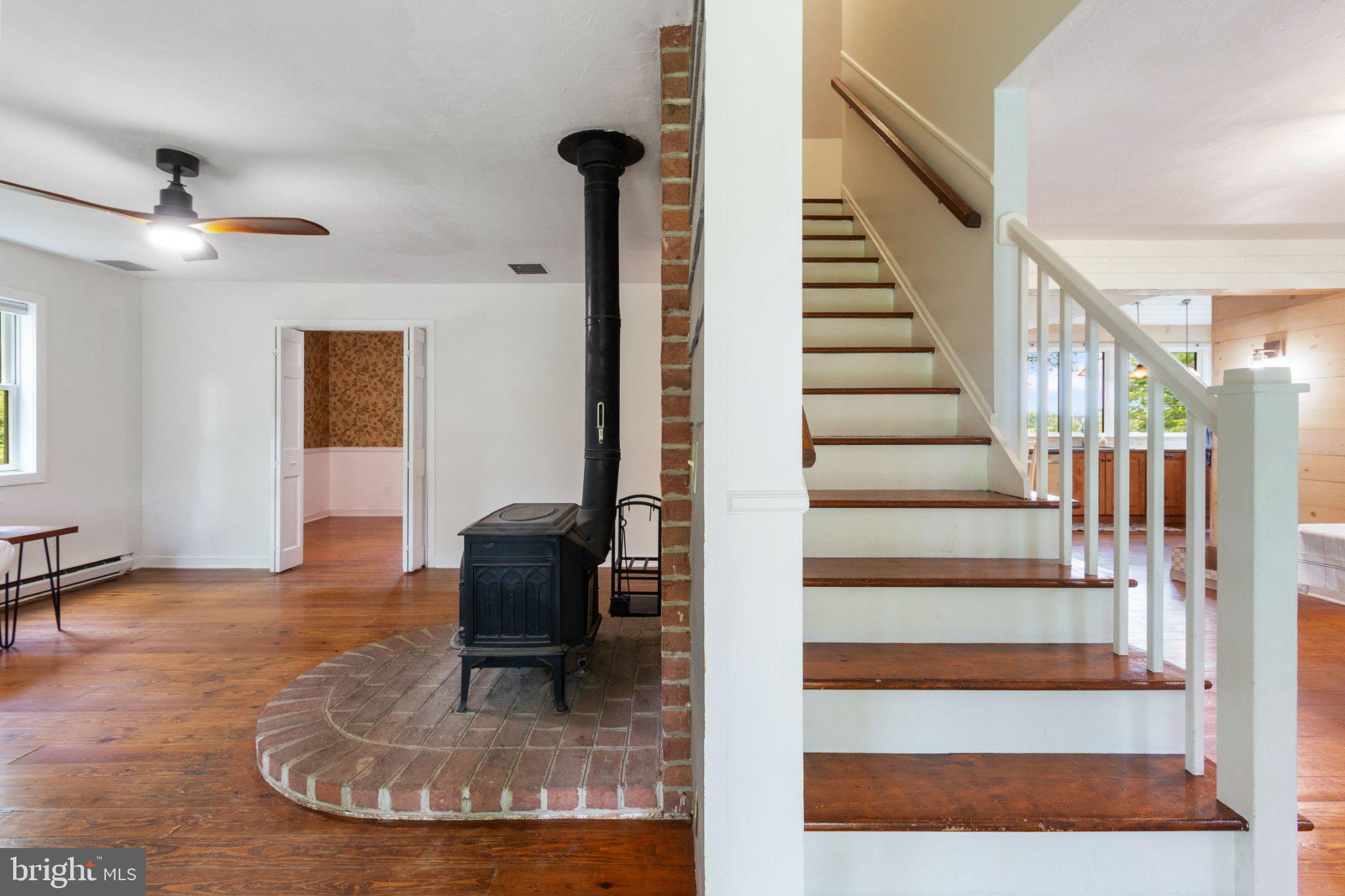5135 DUSTY LANE
