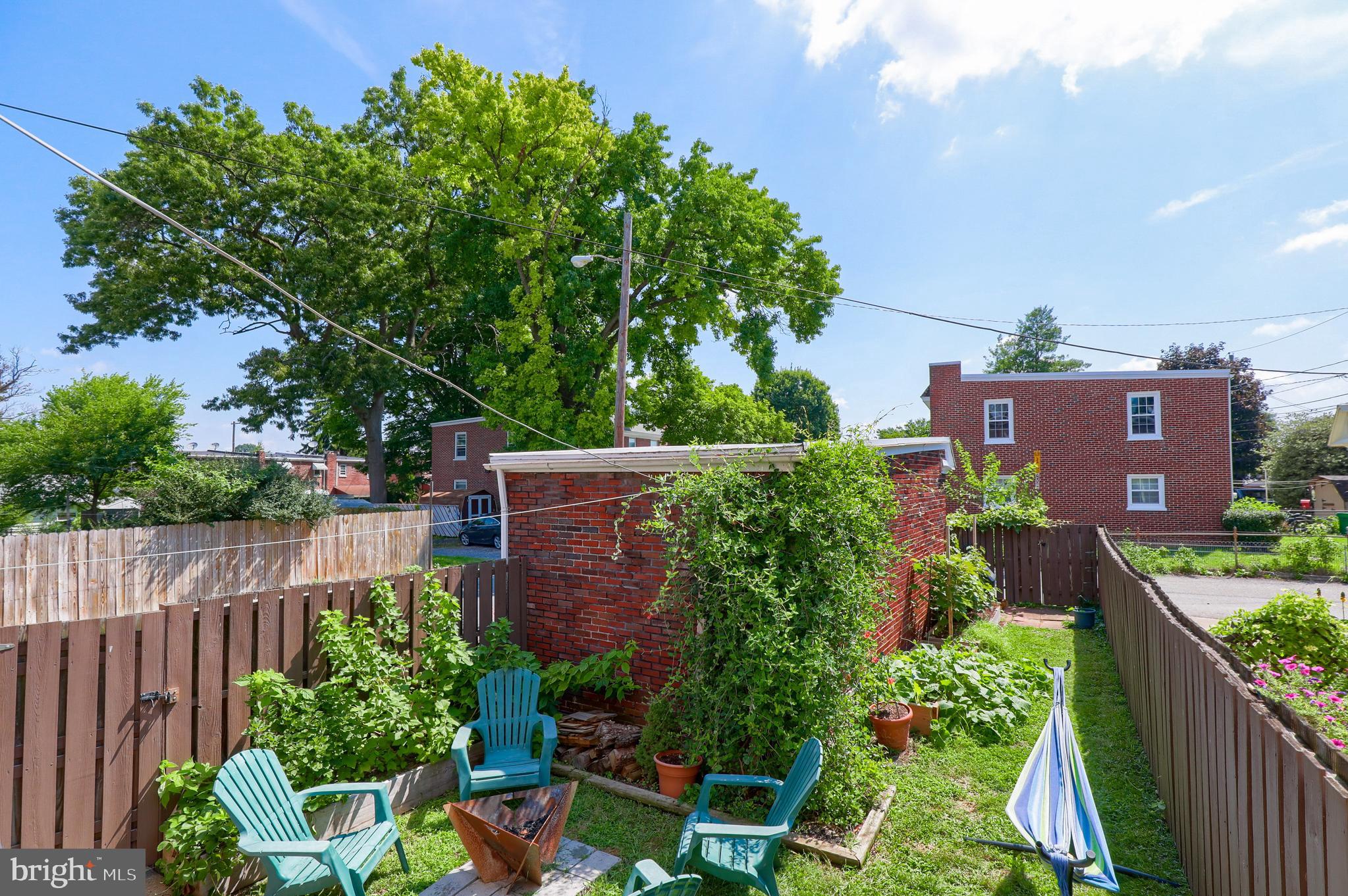 WEST END LANCASTER - Residential