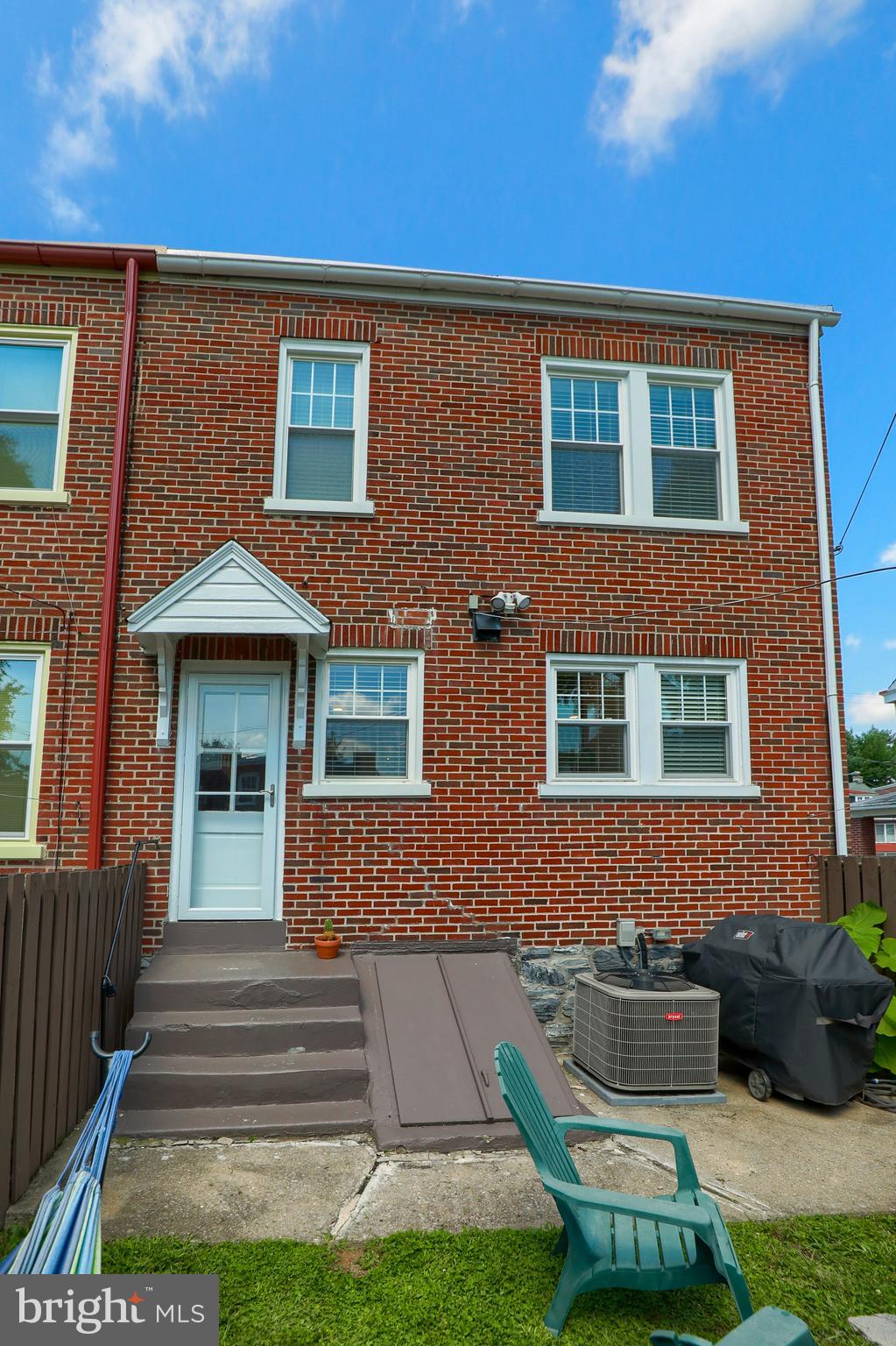 WEST END LANCASTER - Residential