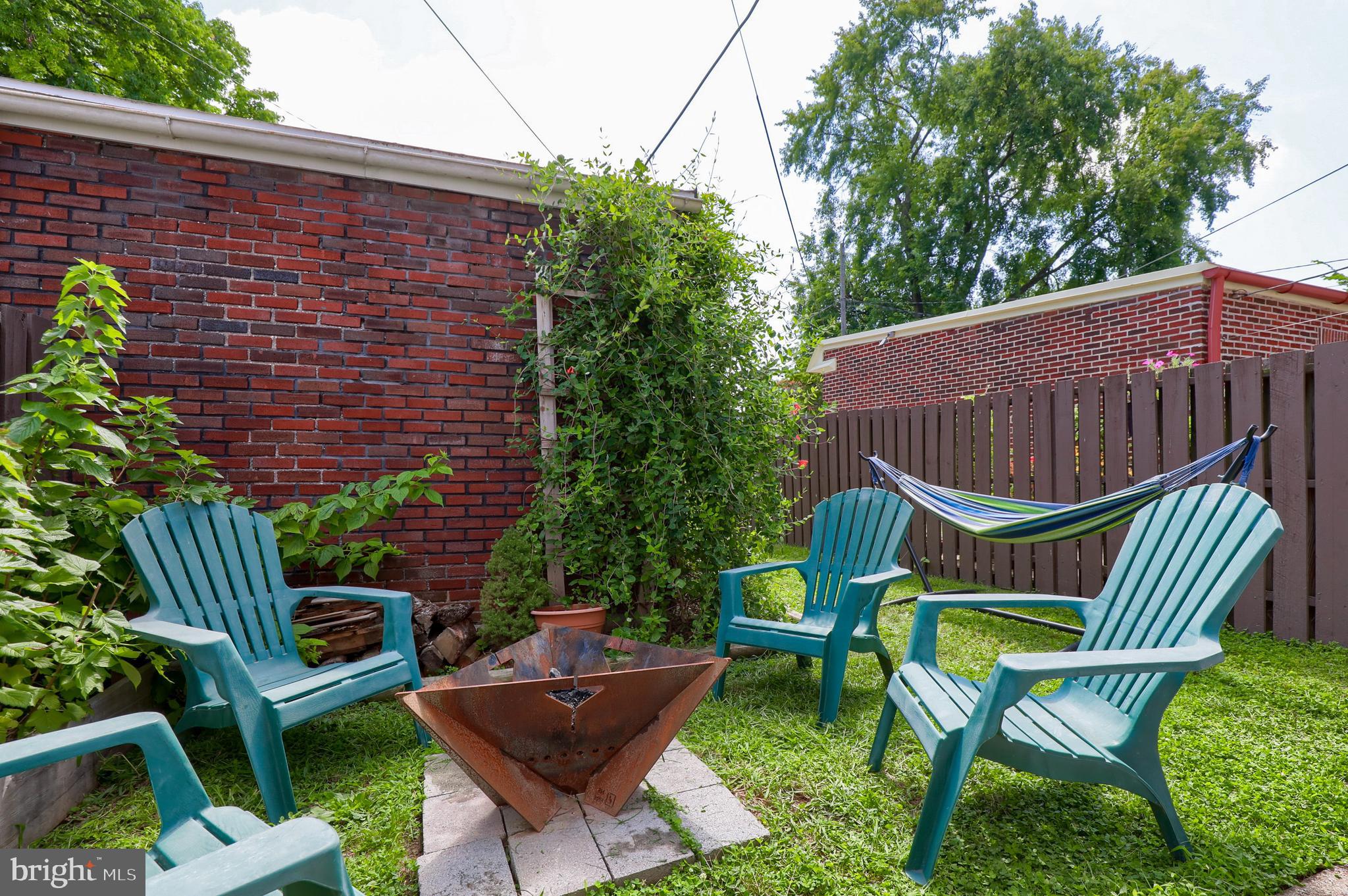 WEST END LANCASTER - Residential