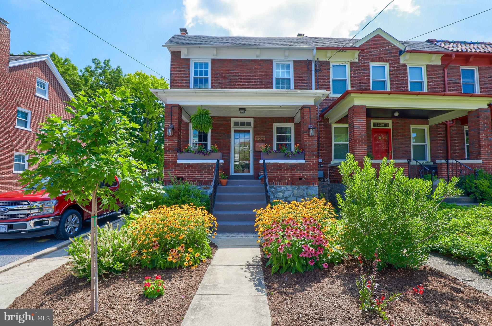 WEST END LANCASTER - Residential