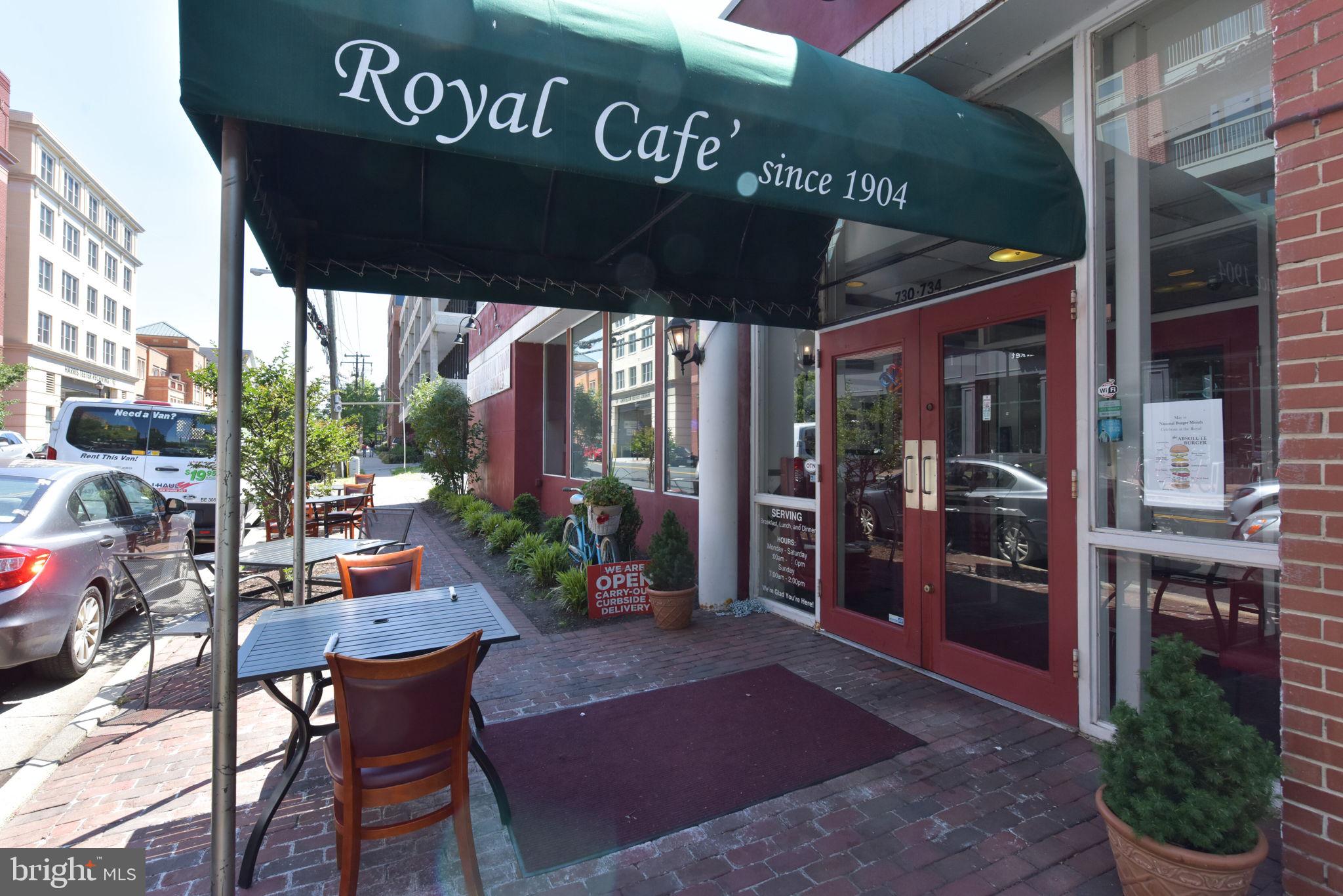 OLD TOWN COMMONS - Residential Lease