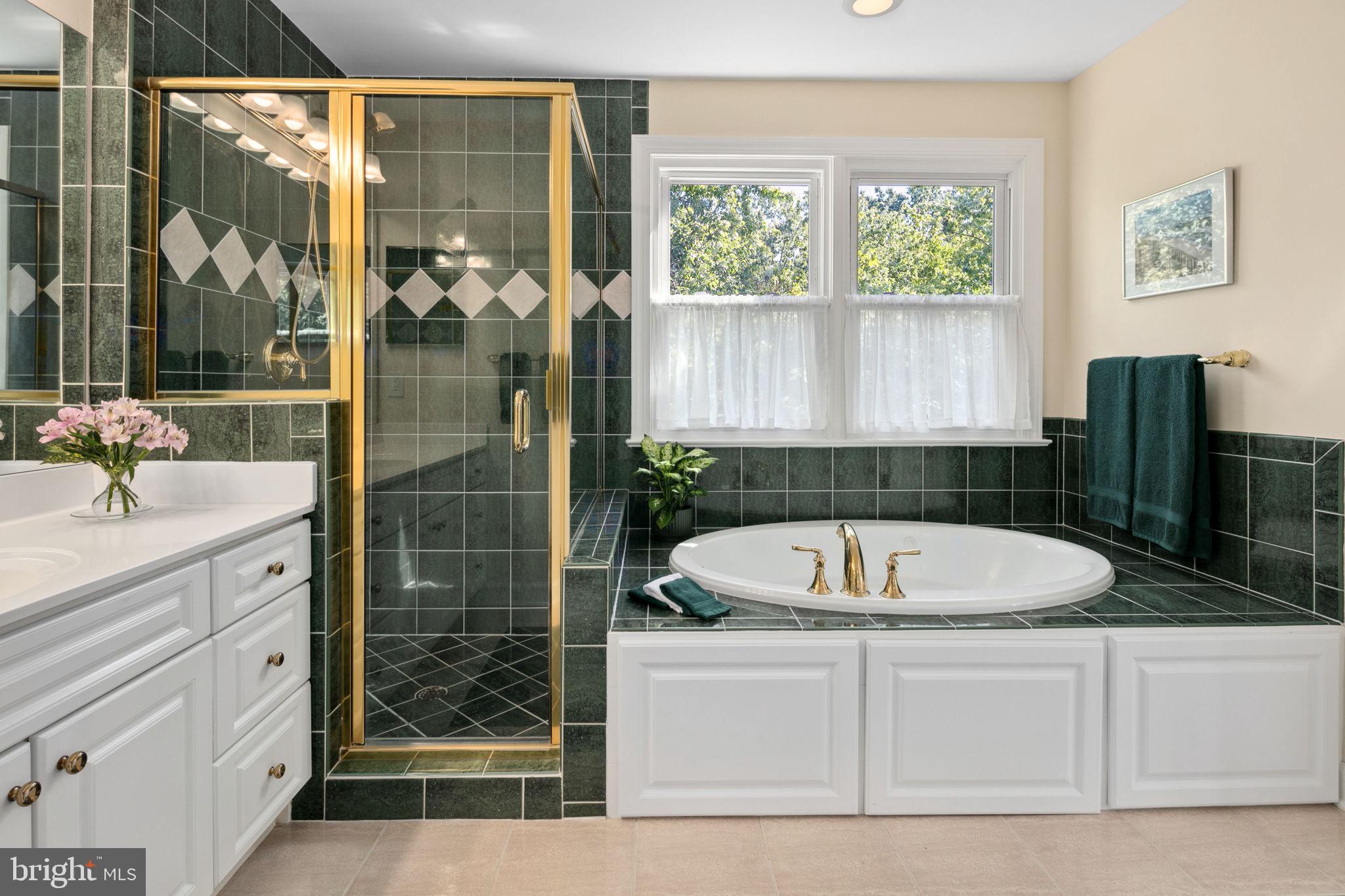 NEW ALEXANDRIA - Residential