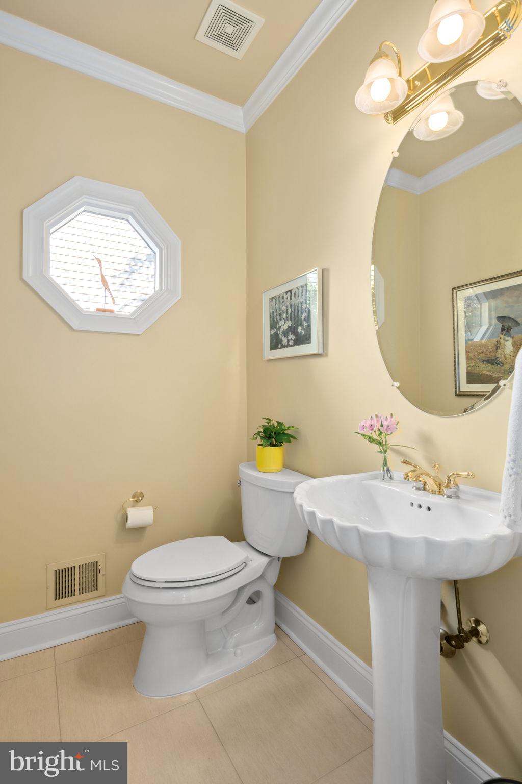 NEW ALEXANDRIA - Residential