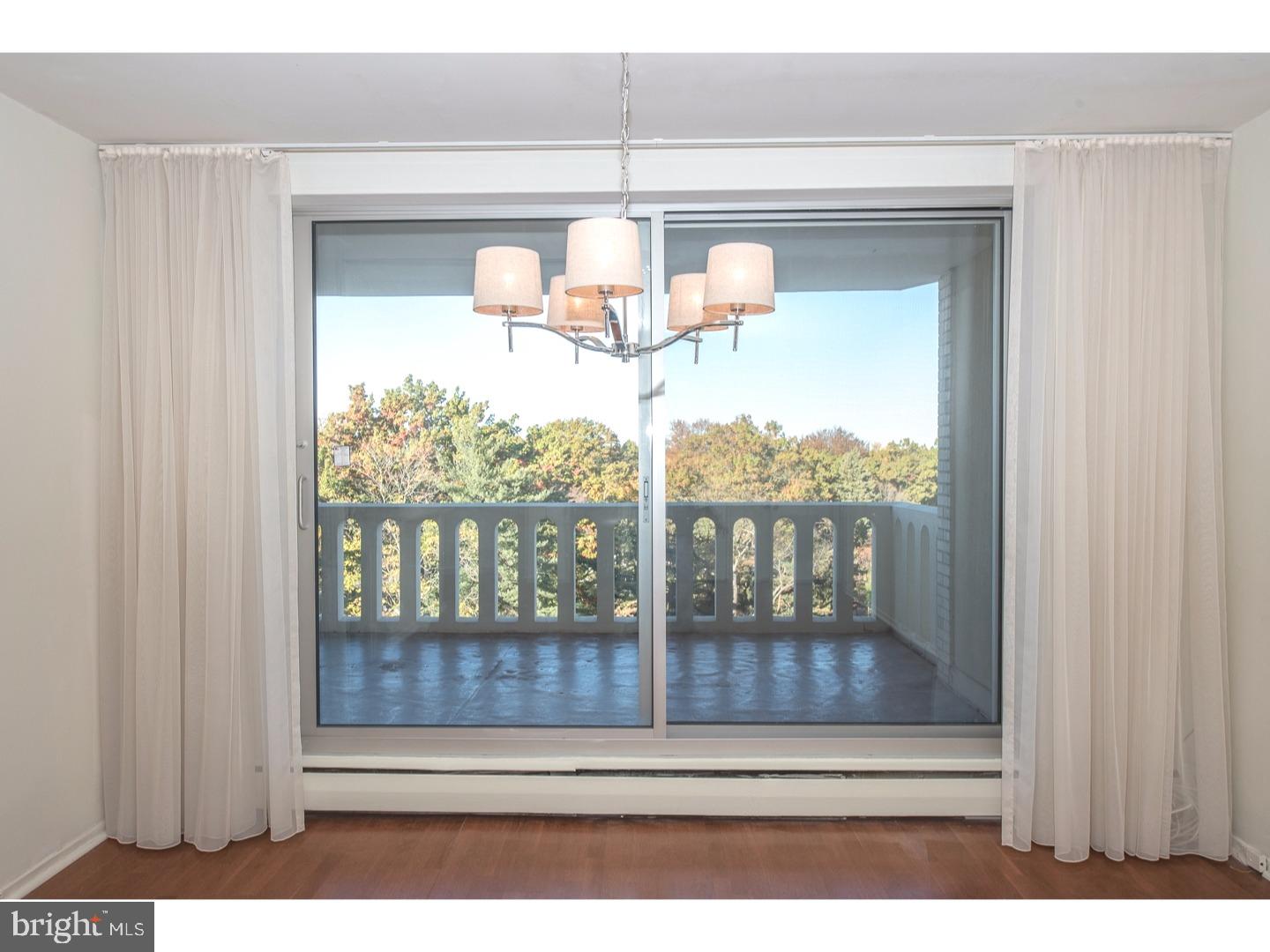 PRESIDENTIAL ESTS - Residential