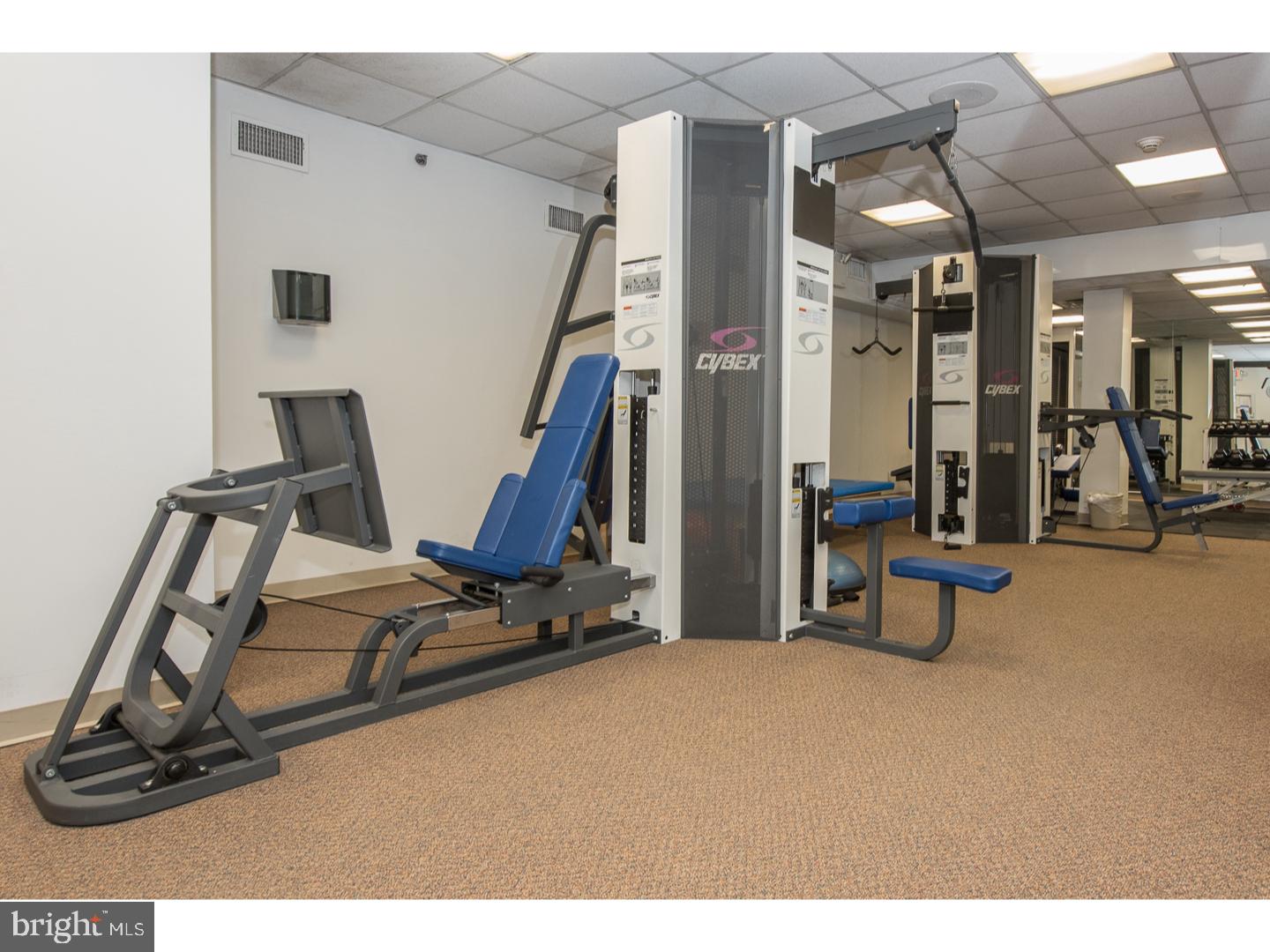 PRESIDENTIAL ESTS - Residential