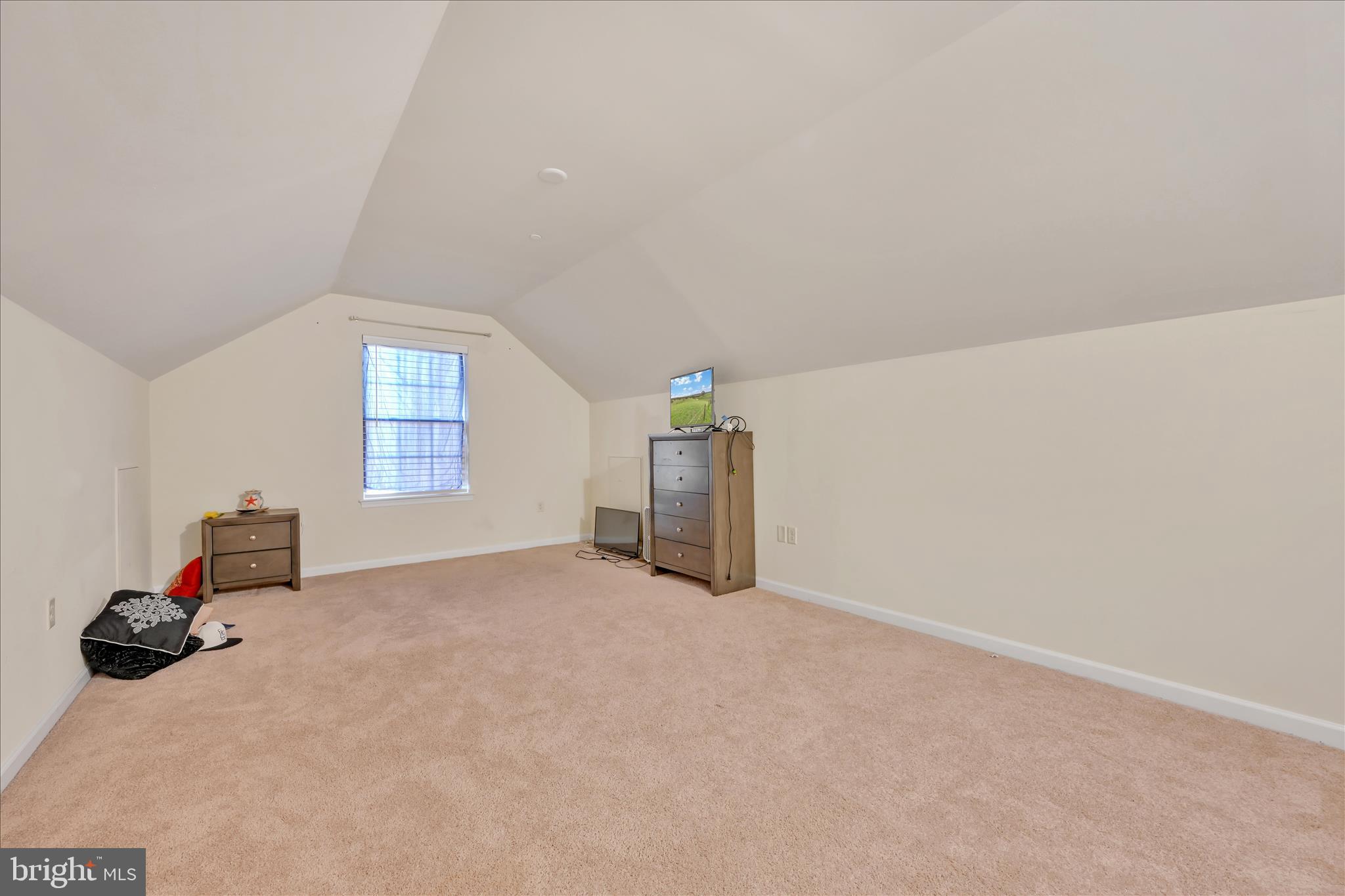 TRAIL SIDE - Residential