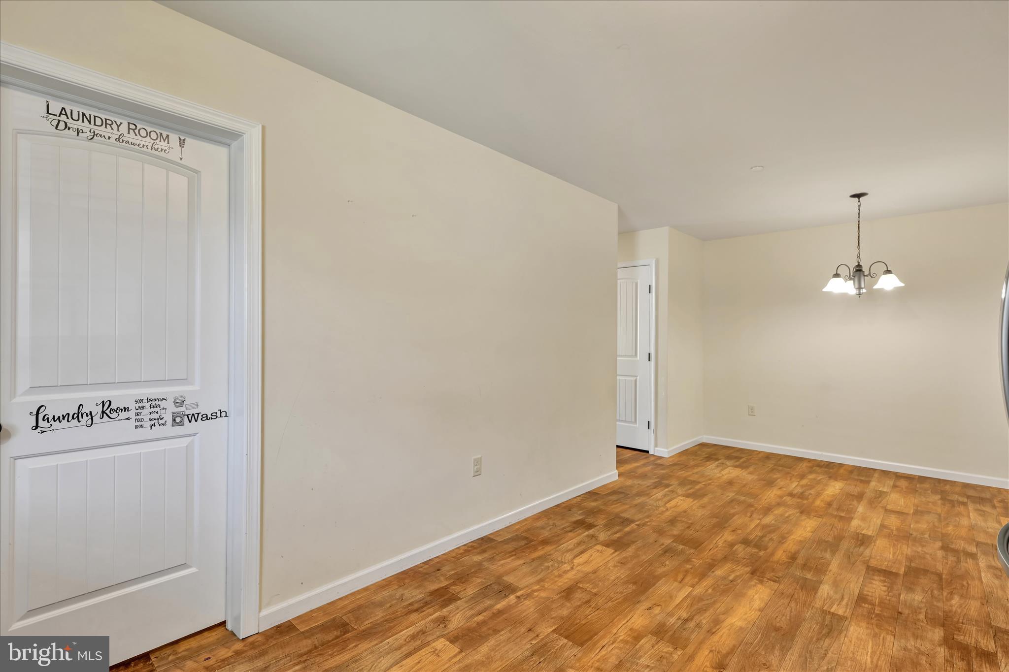 TRAIL SIDE - Residential