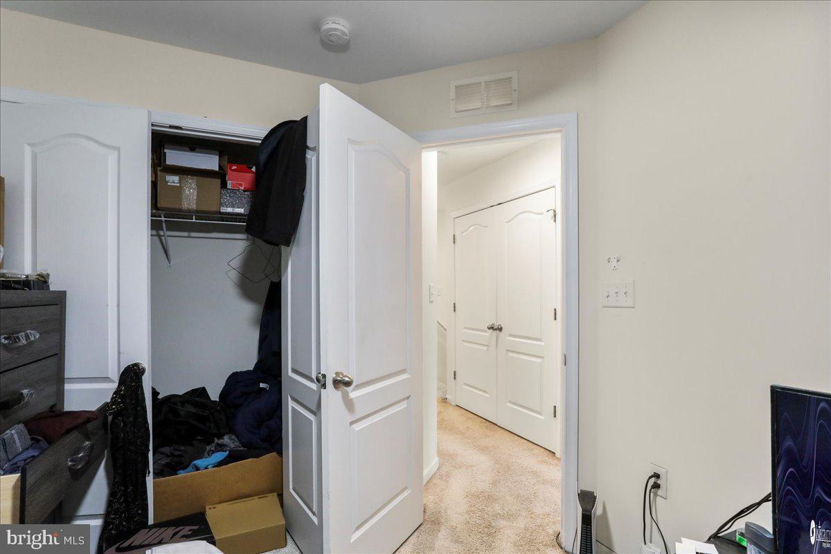 ARCHERS ROCK - Residential