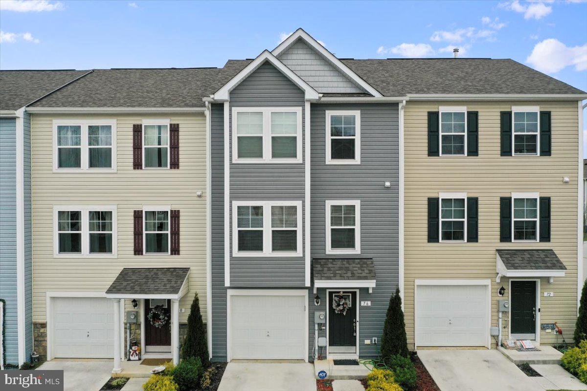 ARCHERS ROCK - Residential