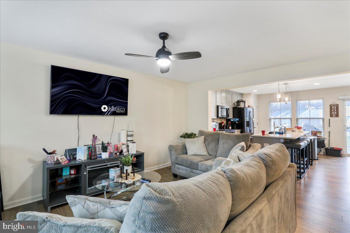 ARCHERS ROCK - Residential