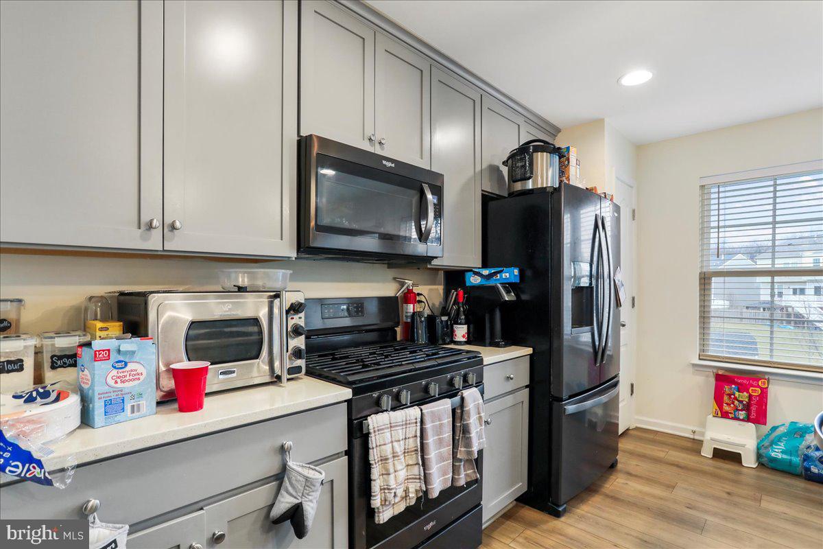 ARCHERS ROCK - Residential