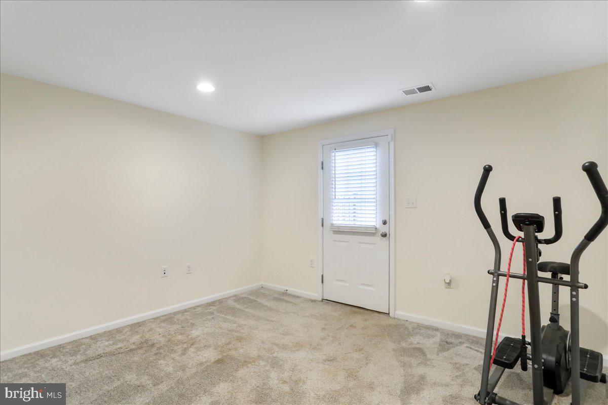 ARCHERS ROCK - Residential