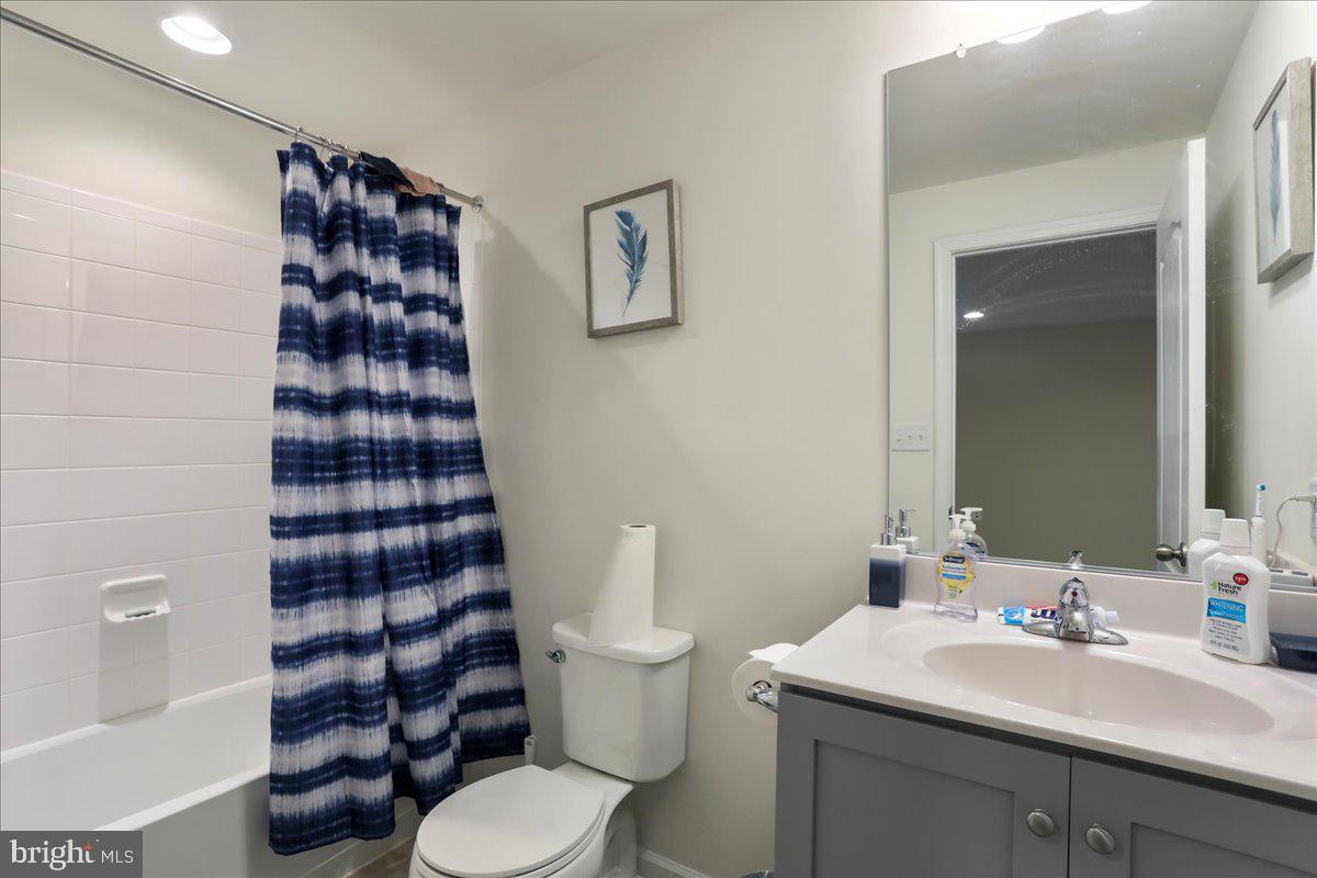 ARCHERS ROCK - Residential