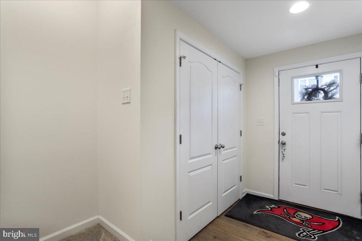 ARCHERS ROCK - Residential