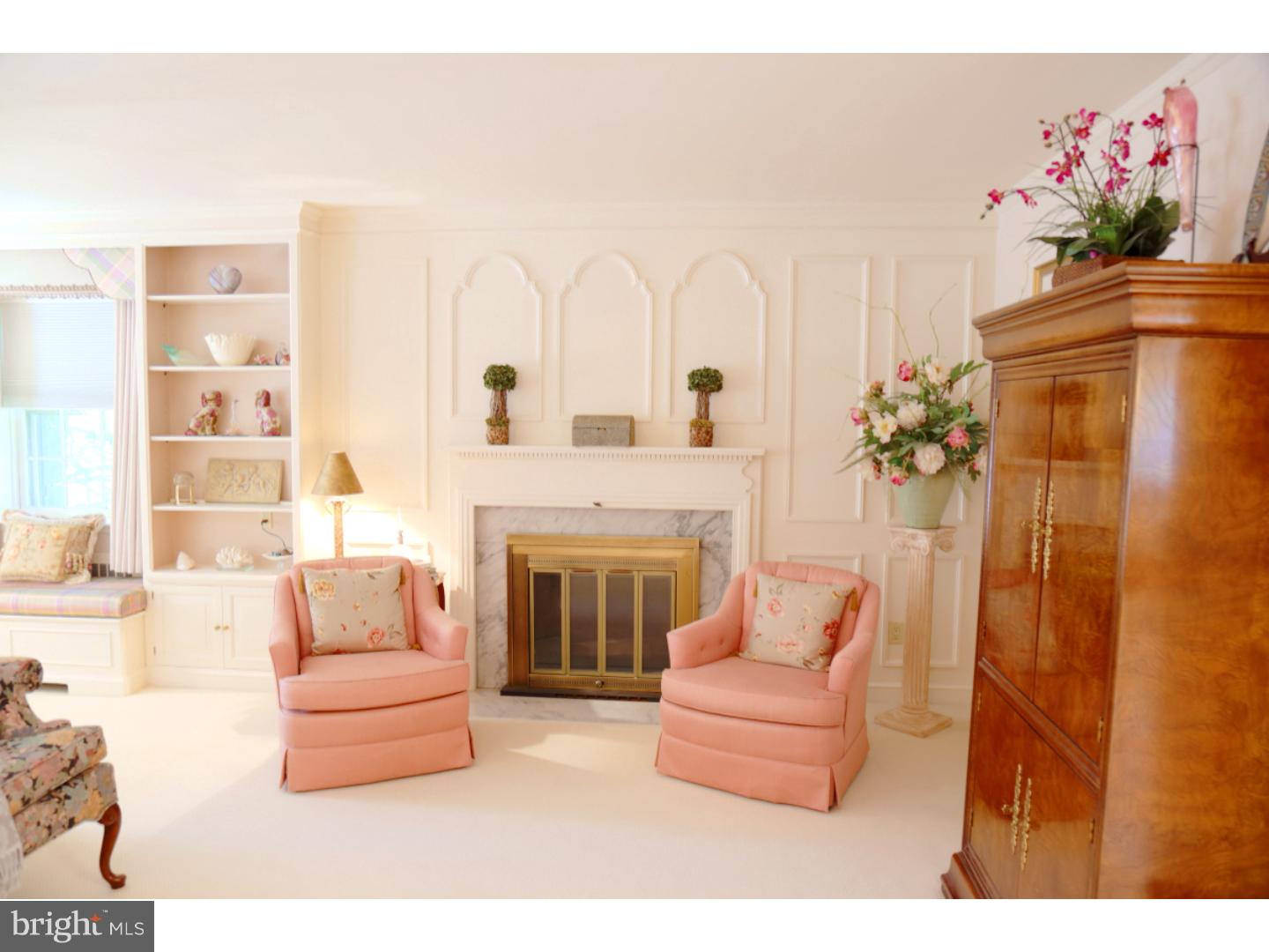 BIRDLAND - Residential