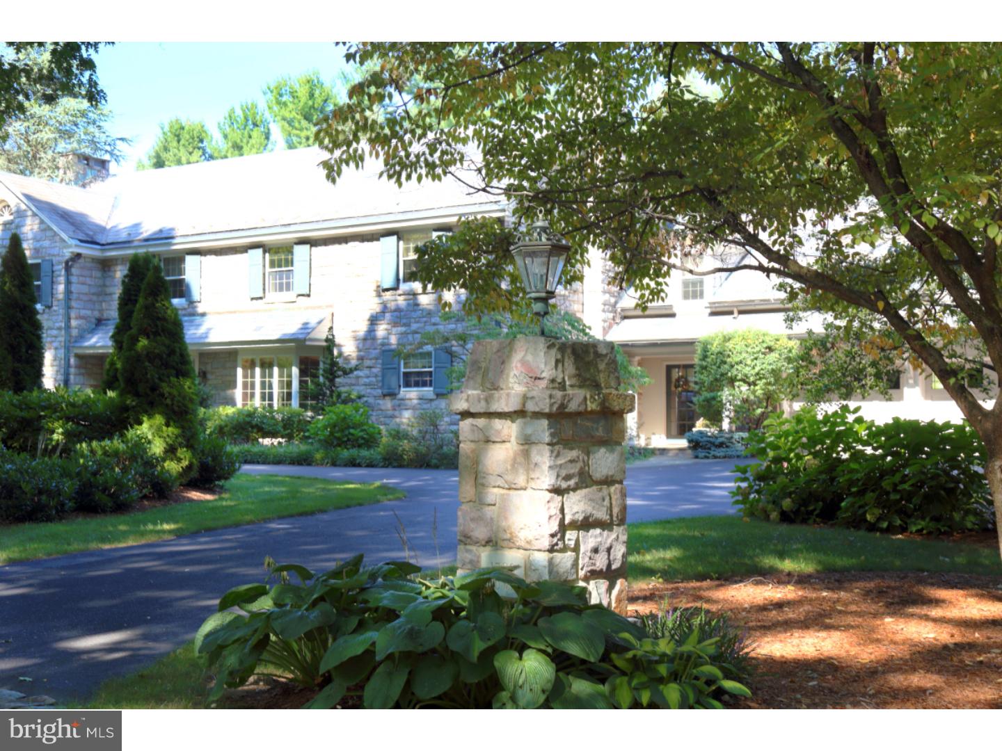 BIRDLAND - Residential