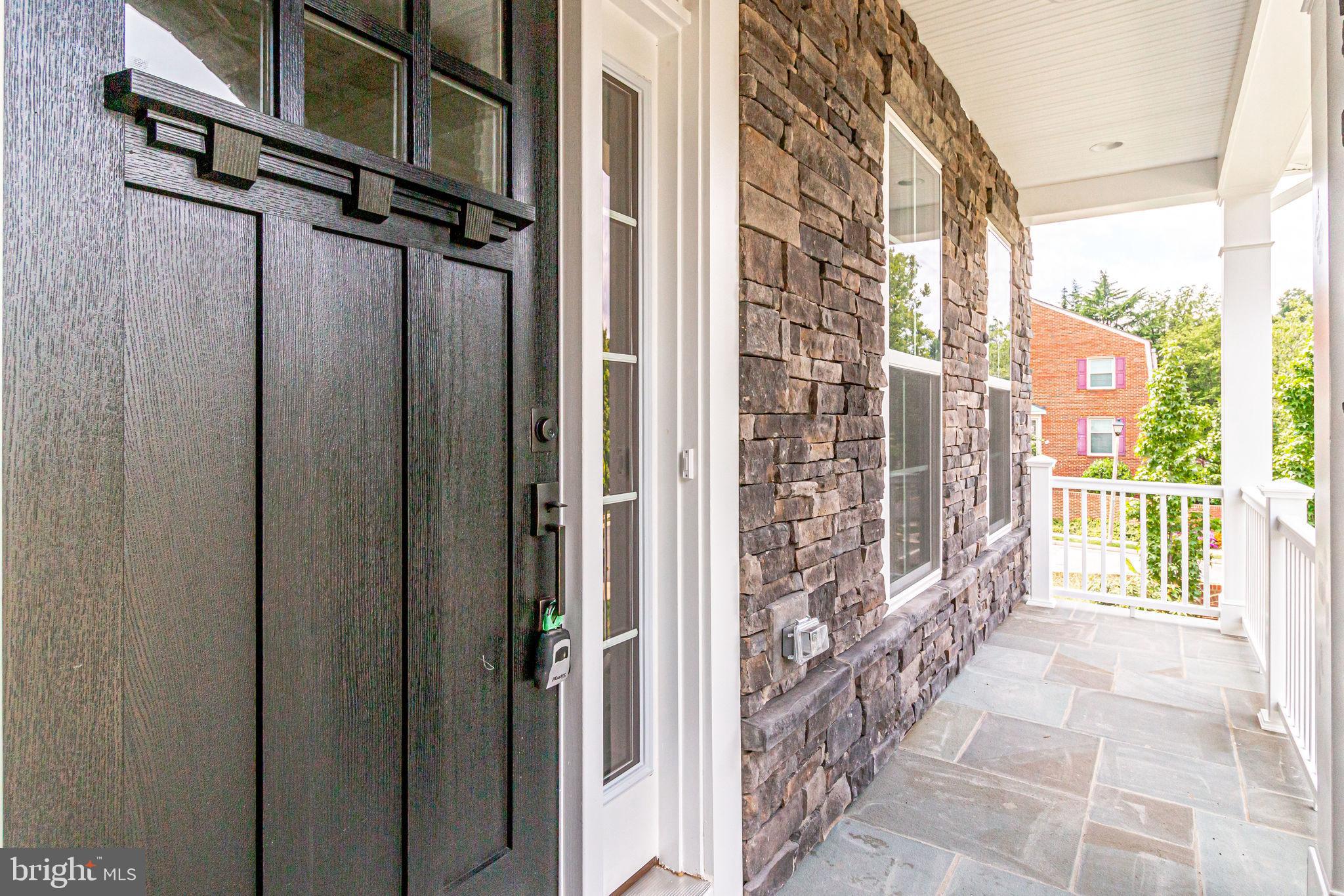 ROSEMONT - Residential