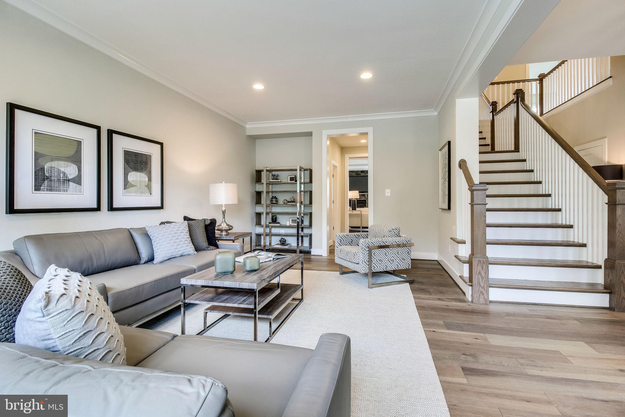 ROSEMONT - Residential