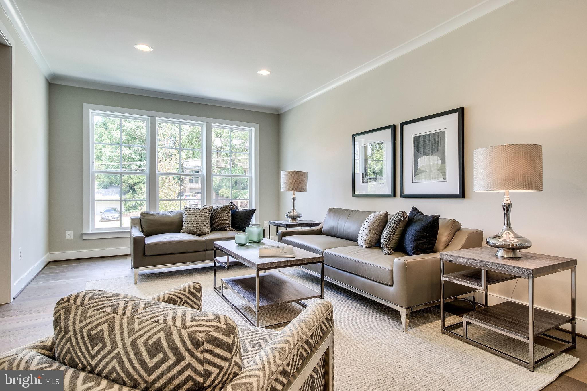 ROSEMONT - Residential