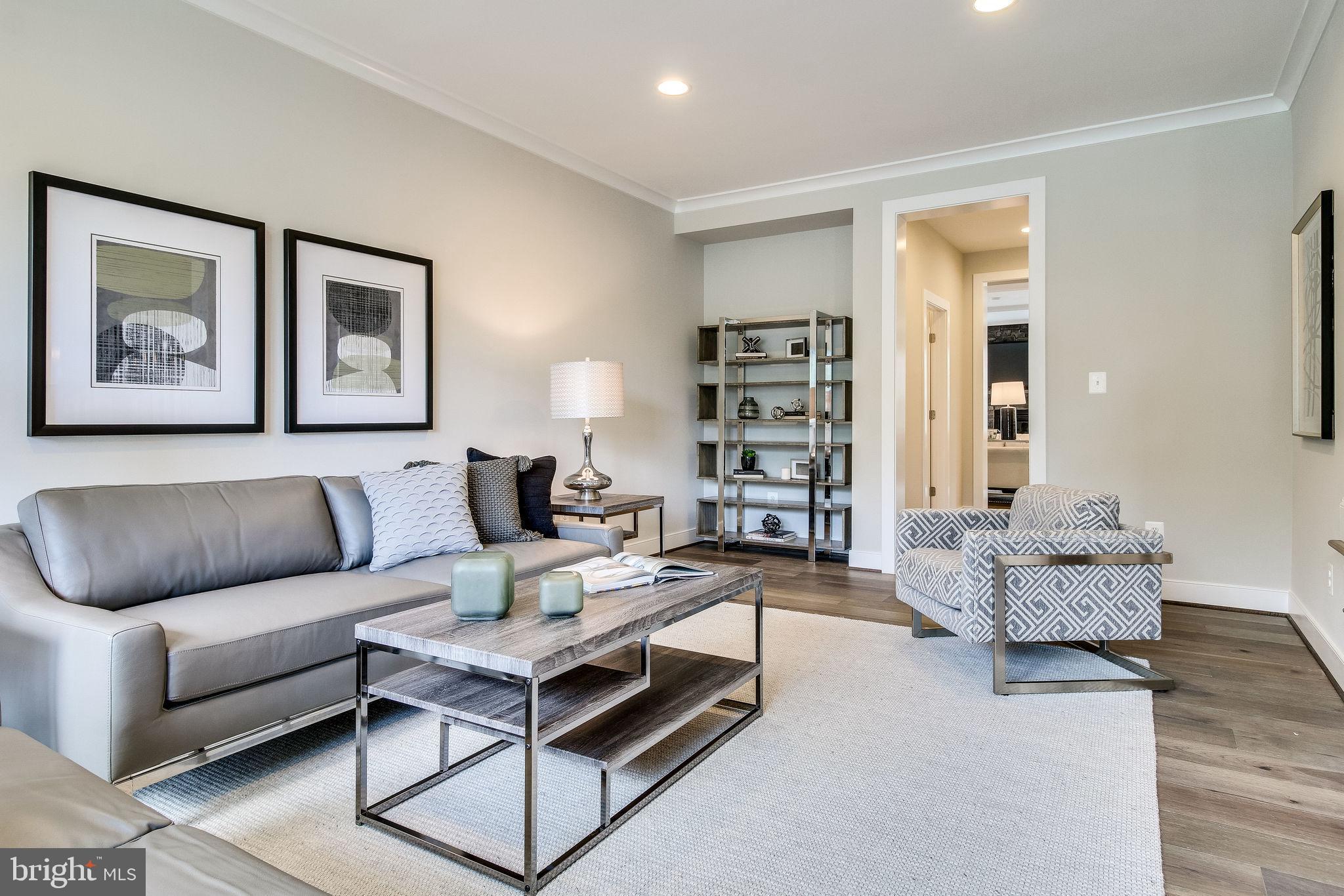 ROSEMONT - Residential