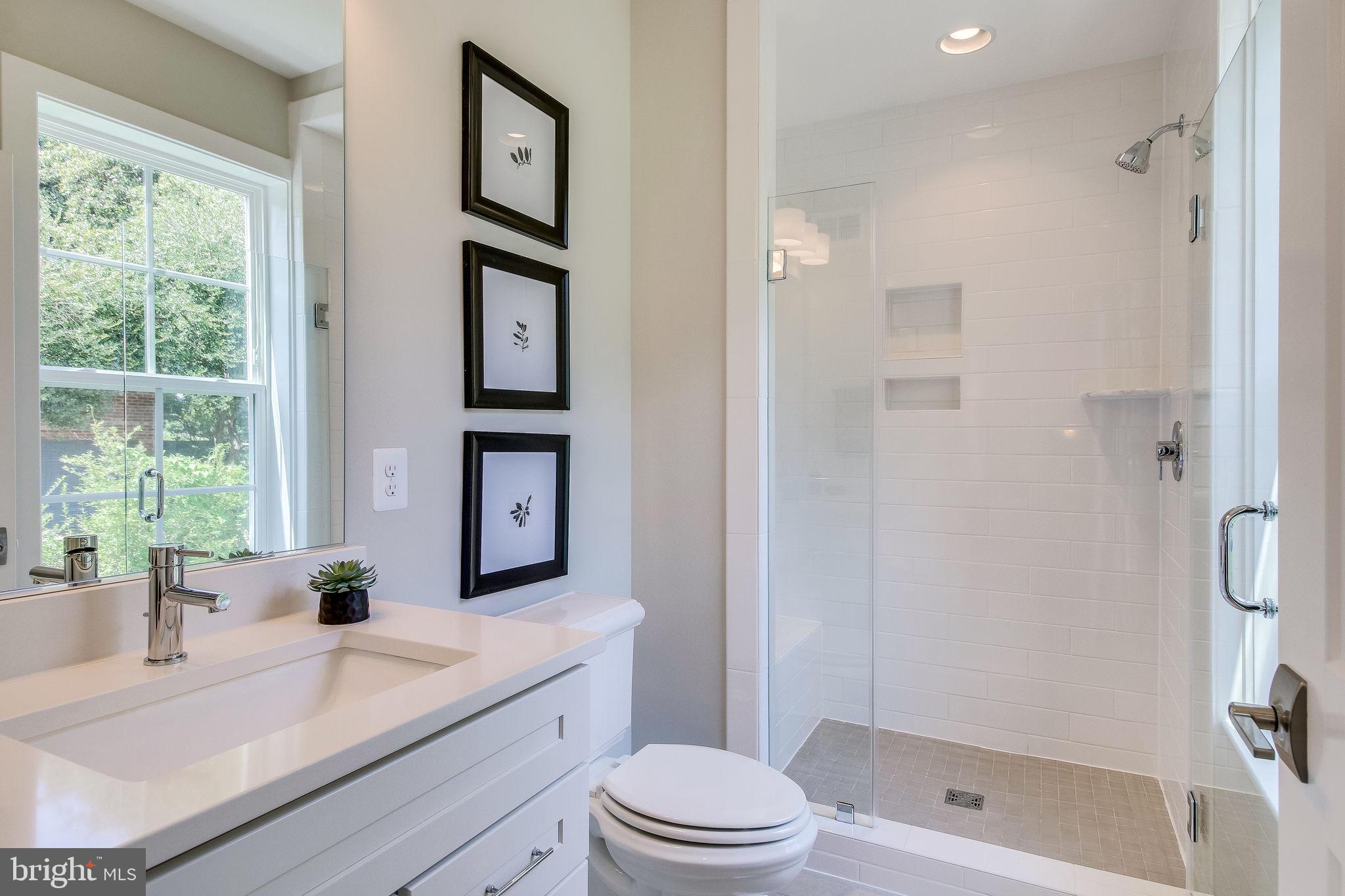 ROSEMONT - Residential