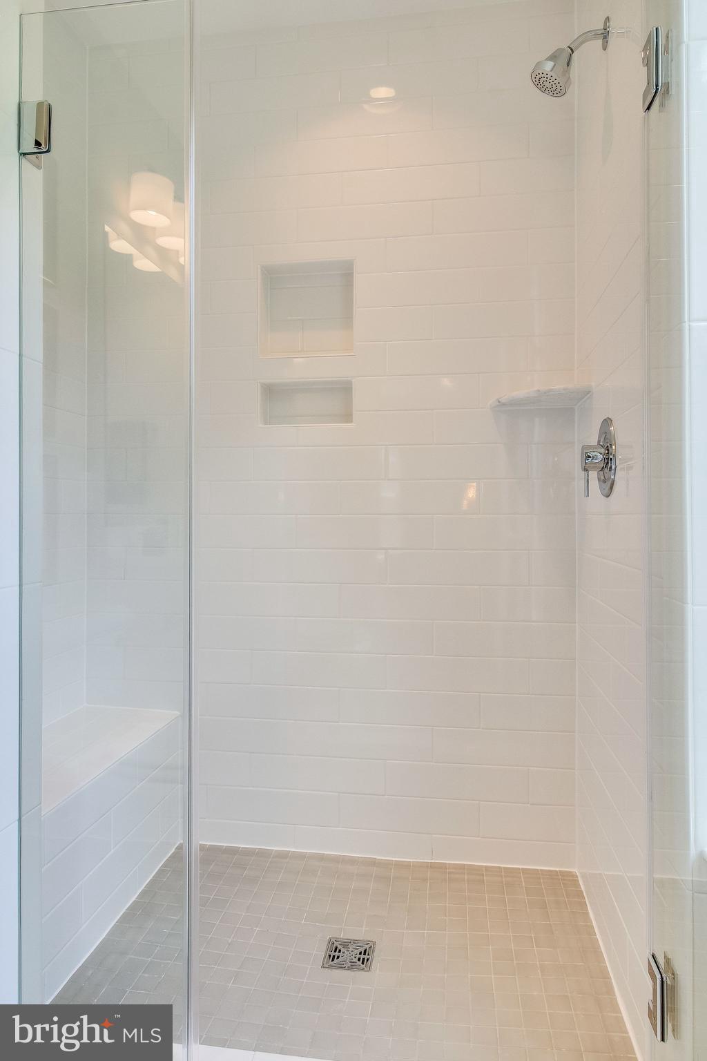 ROSEMONT - Residential