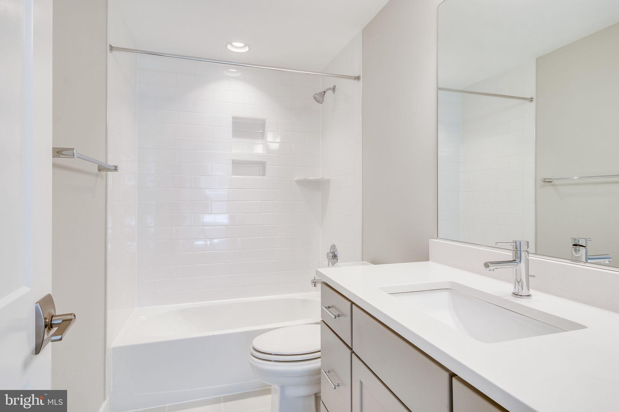 ROSEMONT - Residential