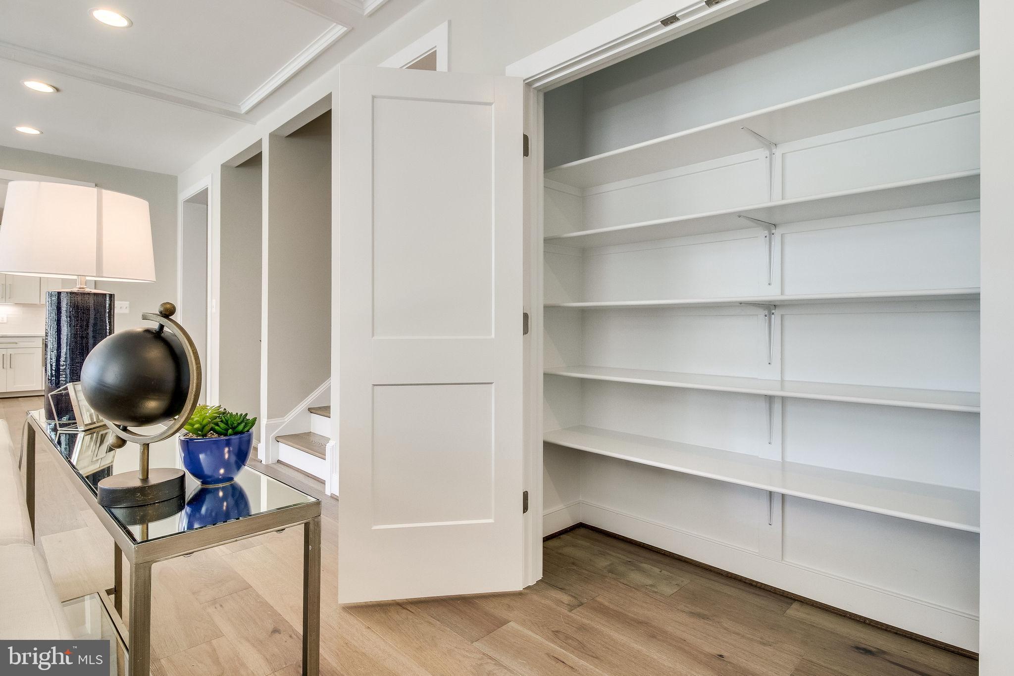 ROSEMONT - Residential