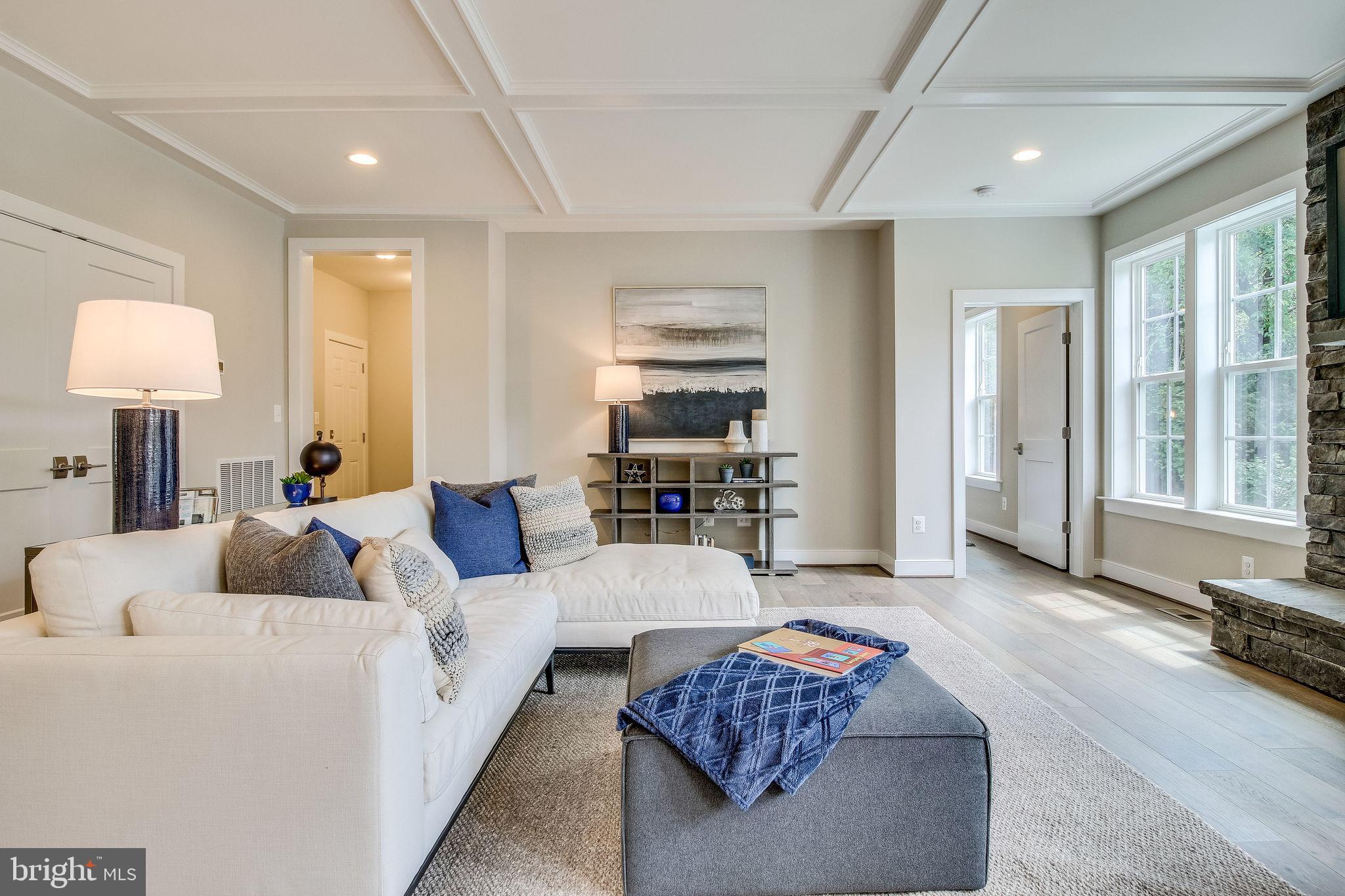 ROSEMONT - Residential