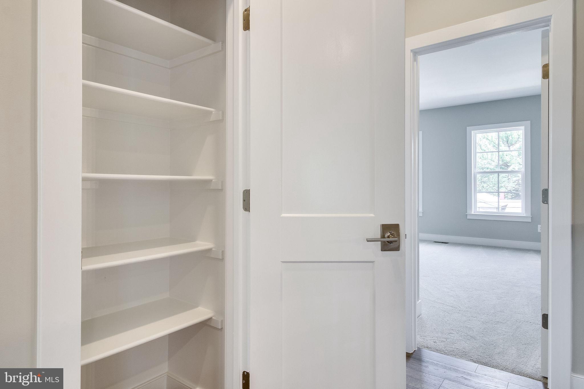 ROSEMONT - Residential