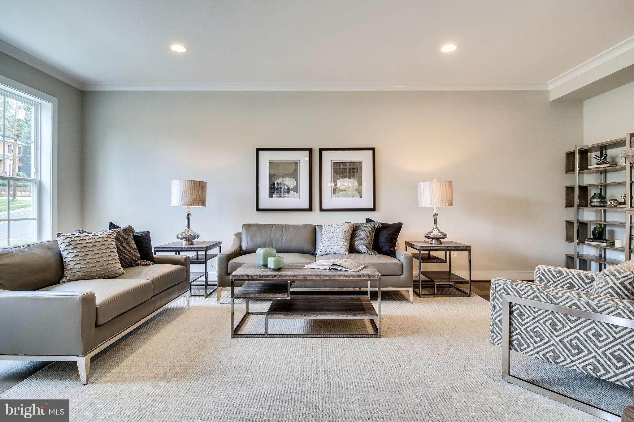 ROSEMONT - Residential