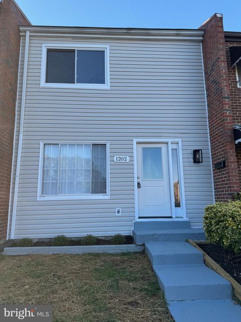 1202 BARNABY TERRACE SE WASHINGTON DC 20032
