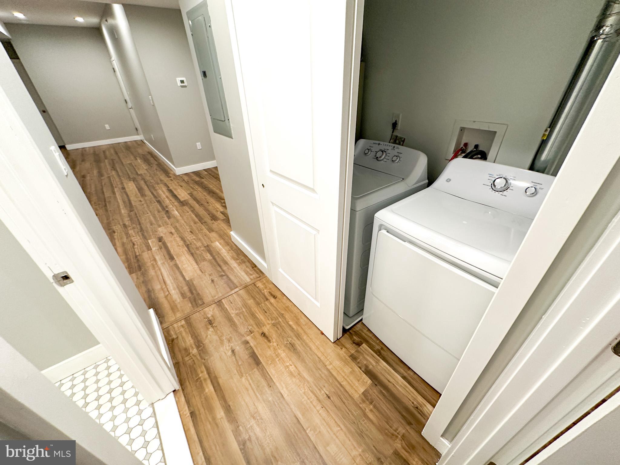 TEMPLE UNIVERSITY - Residential Lease