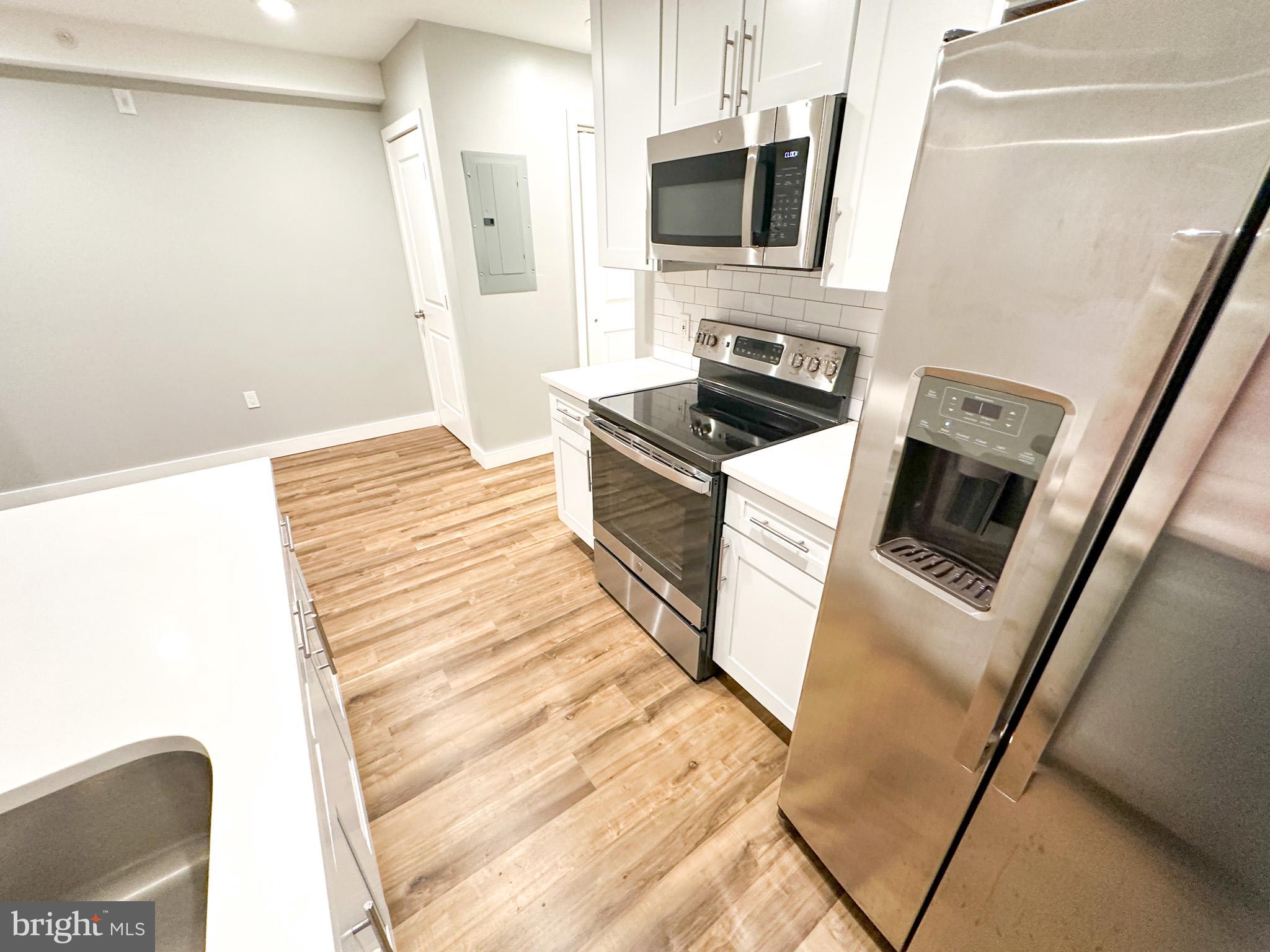 TEMPLE UNIVERSITY - Residential Lease