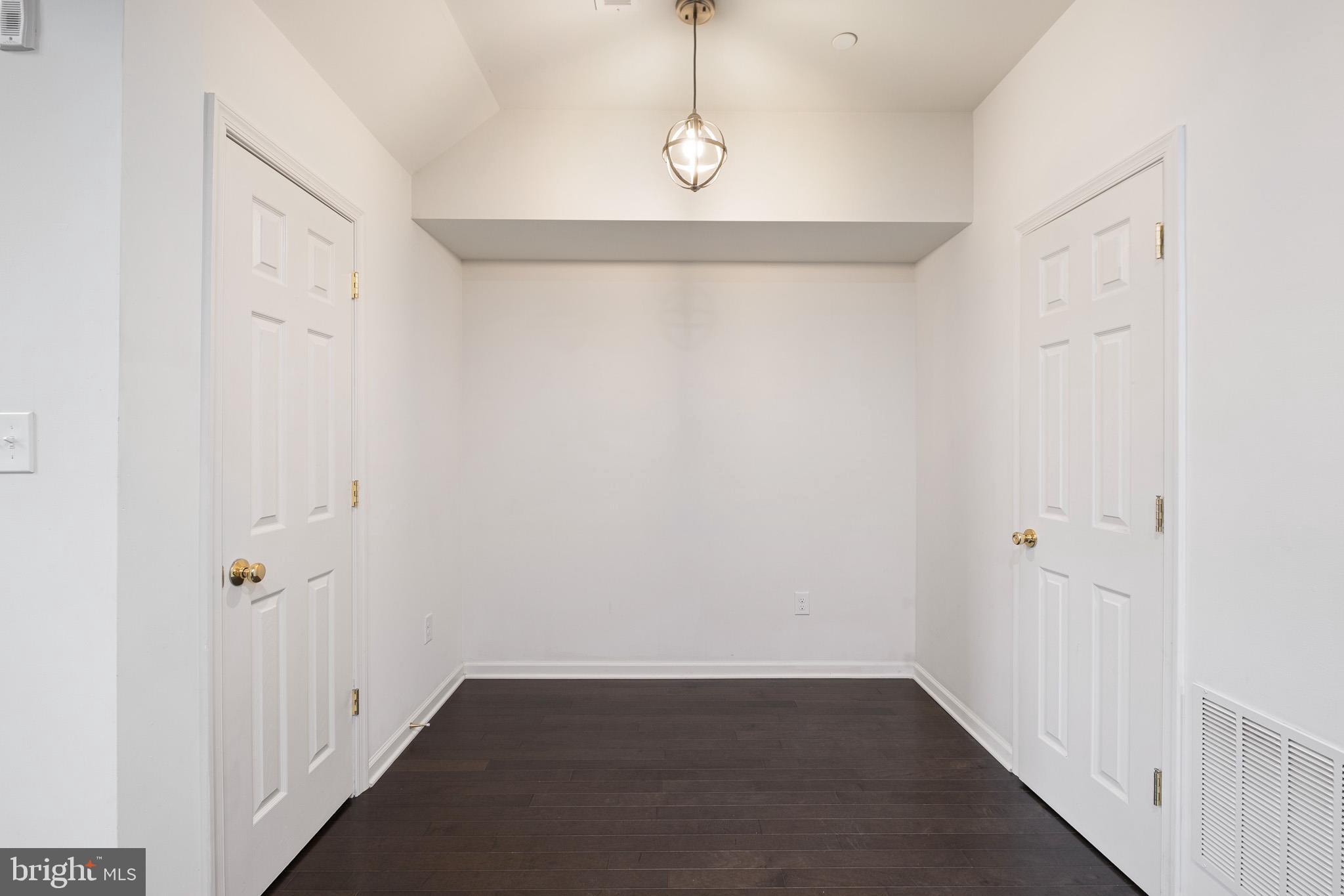 DARLEY GREEN - Residential