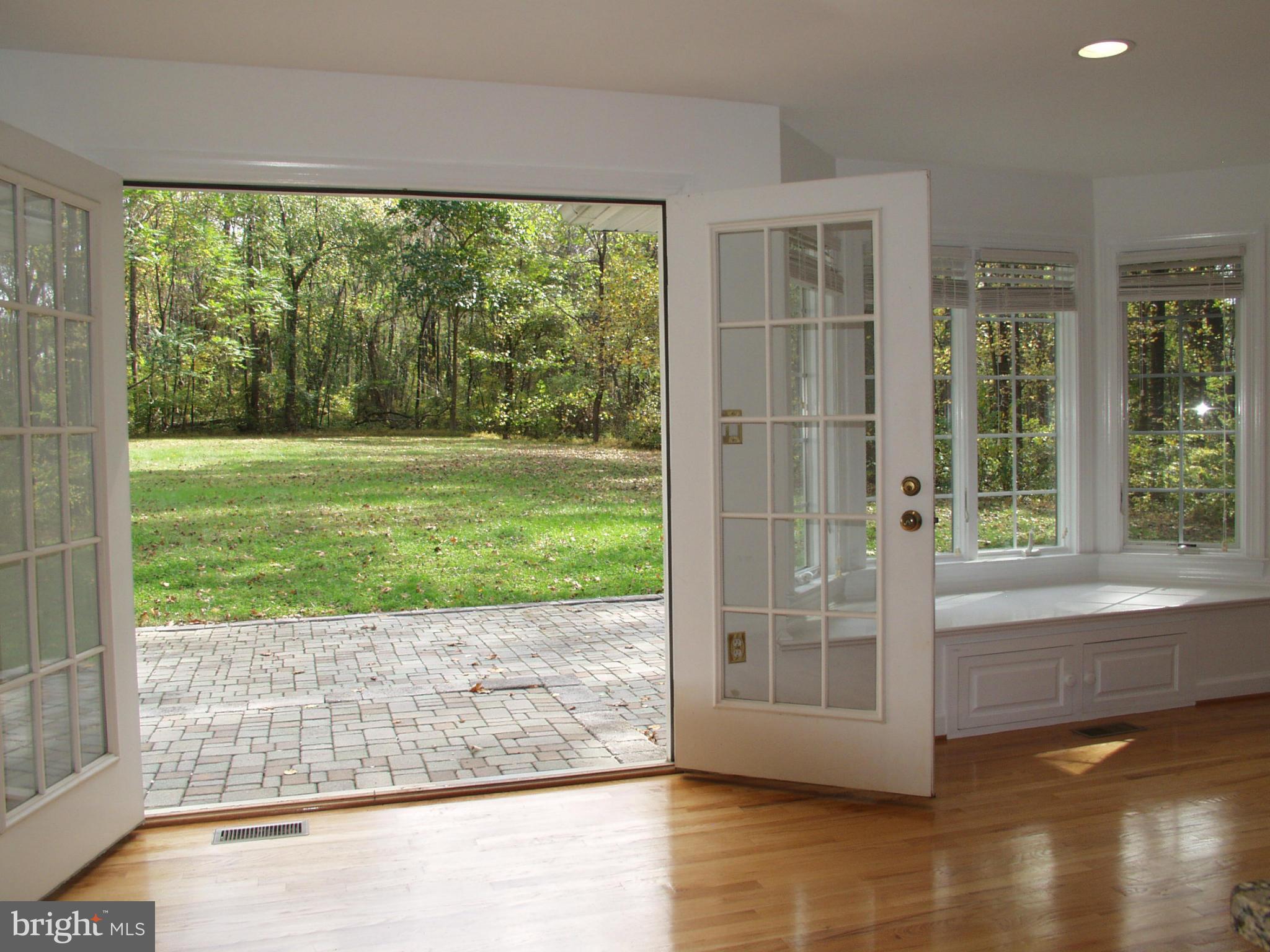 ARCOLA - Residential Lease