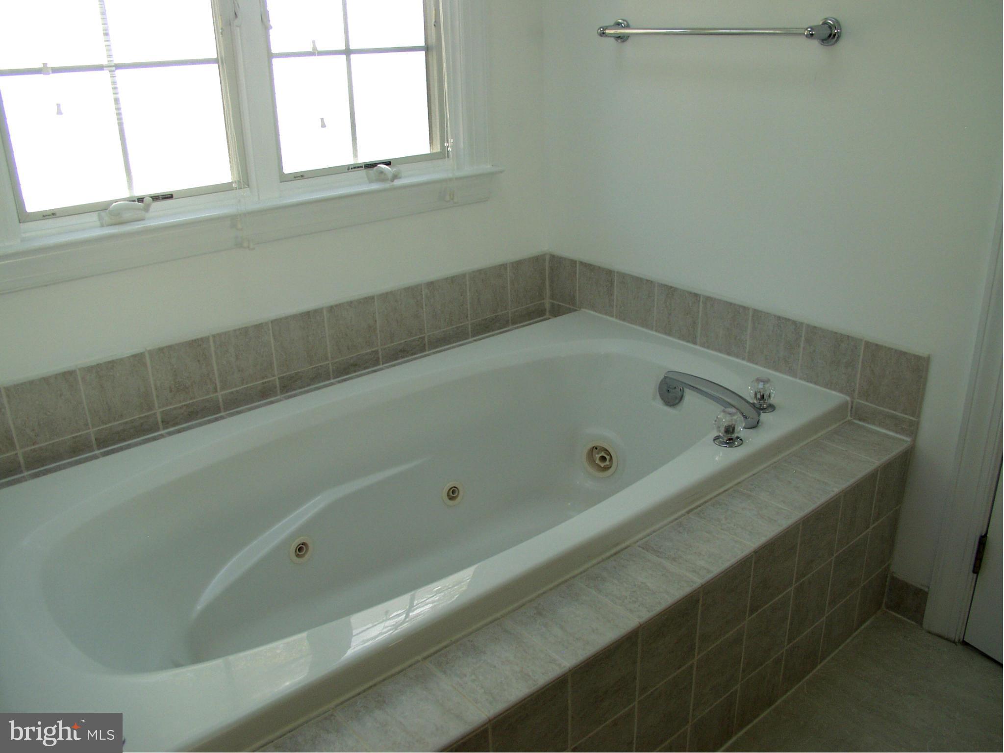 ARCOLA - Residential Lease