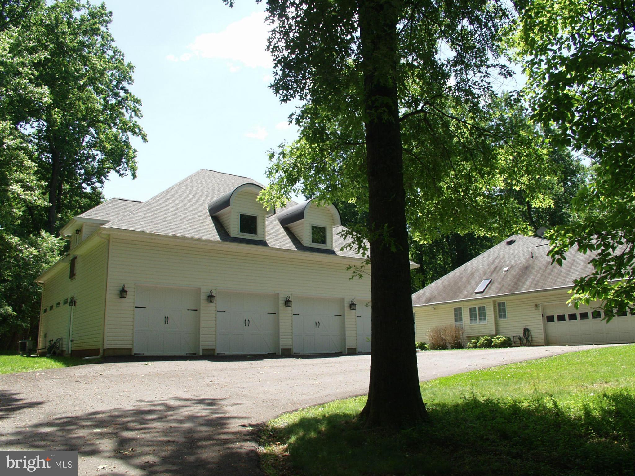 ARCOLA - Residential Lease