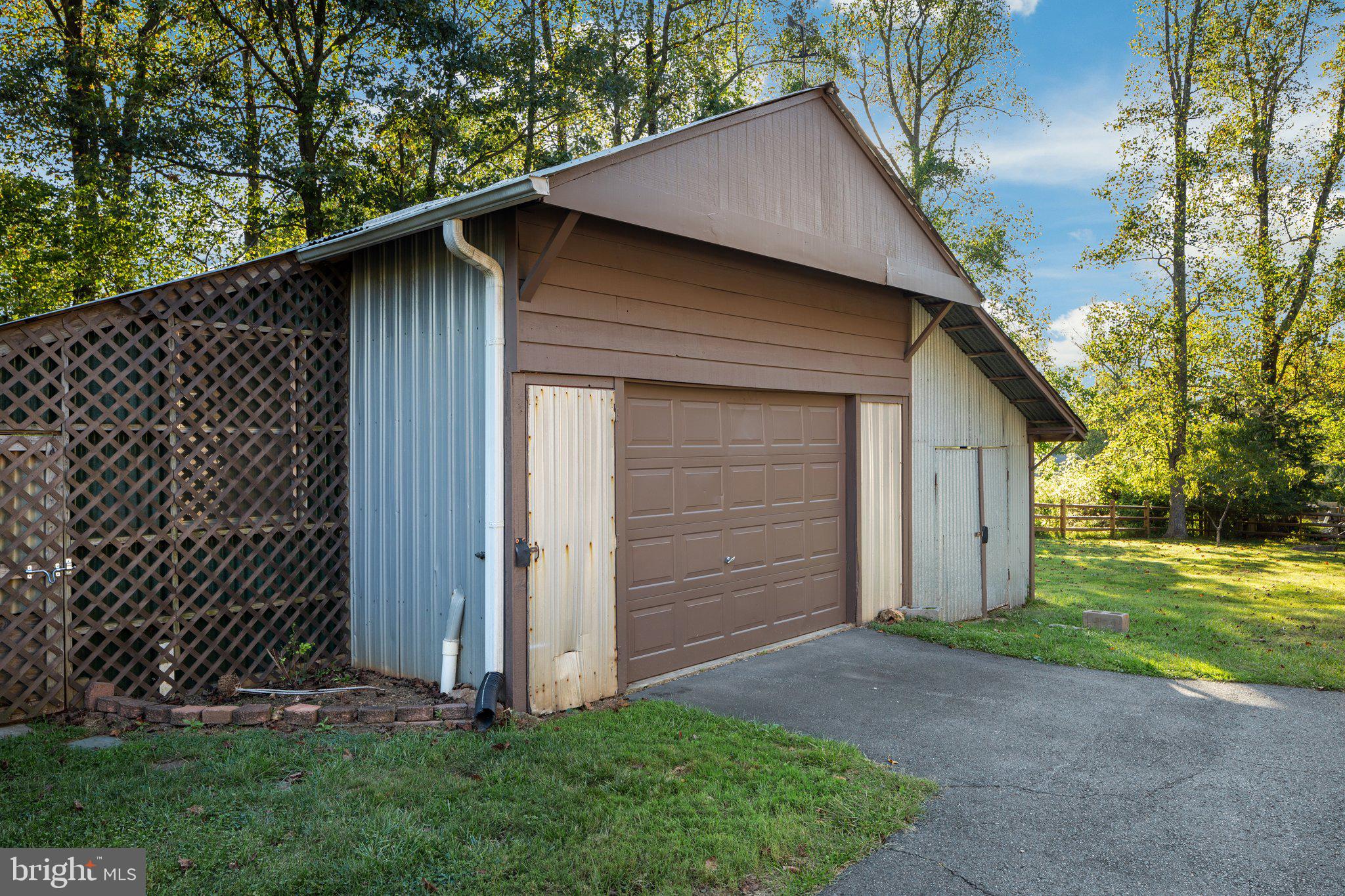 SKYLINE ORCHARDS - Residential