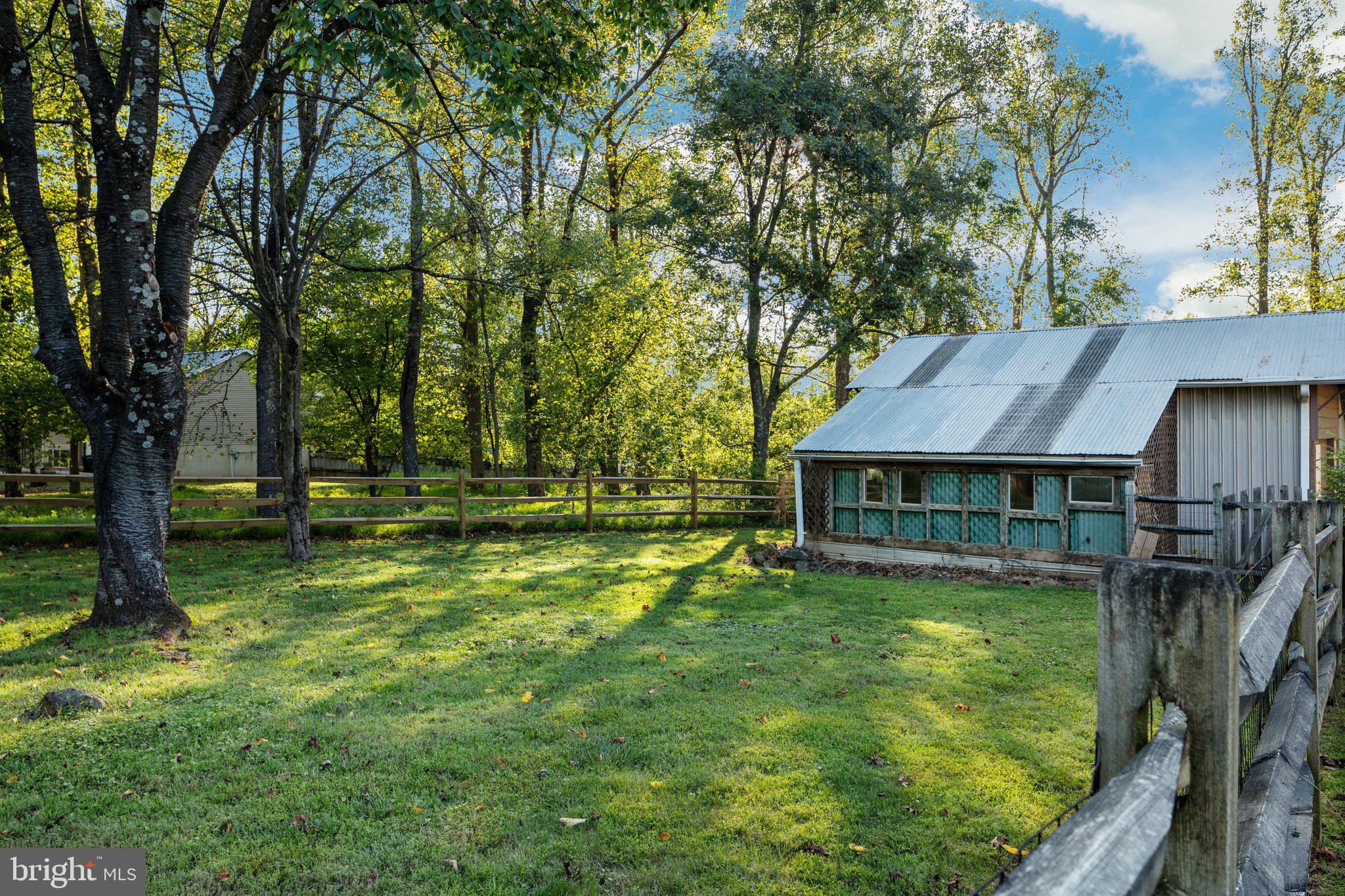 SKYLINE ORCHARDS - Residential