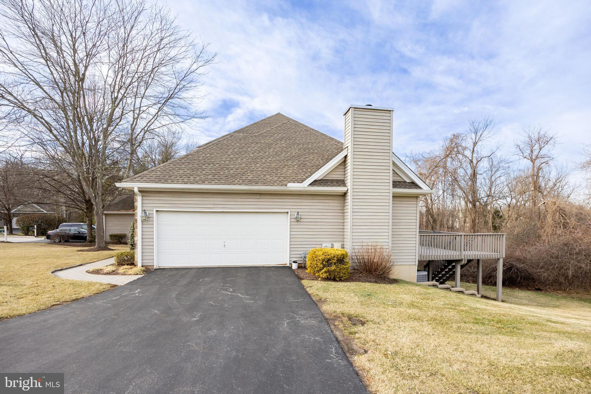 5 GRAYSON CIRCLE 2501