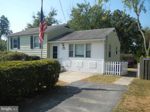 Photo of 3802 Denfeld Avenue, KENSINGTON, MD 20895 (MLS # MDMC2215430)