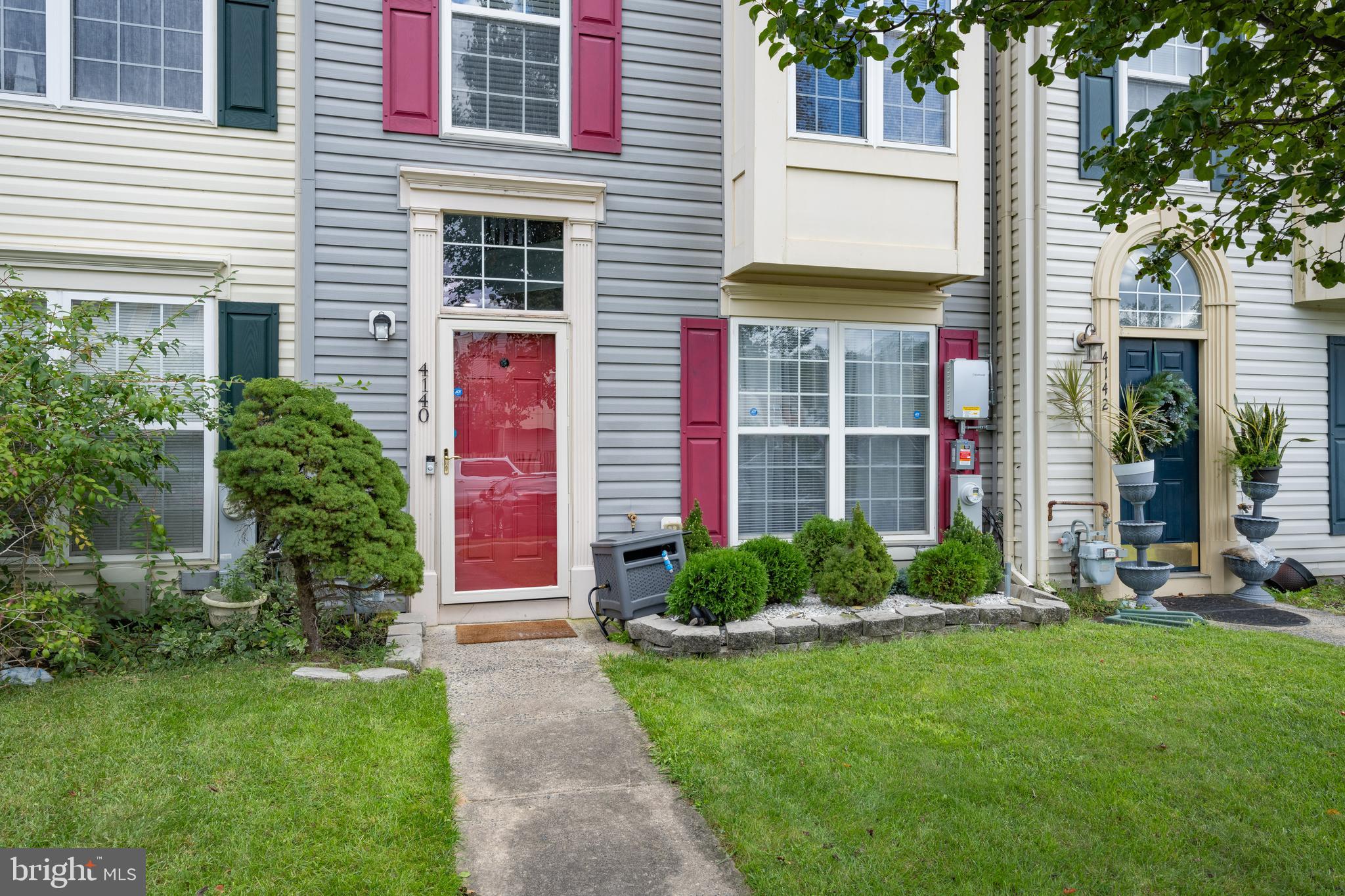 CARROLLWOOD MANOR - Residential