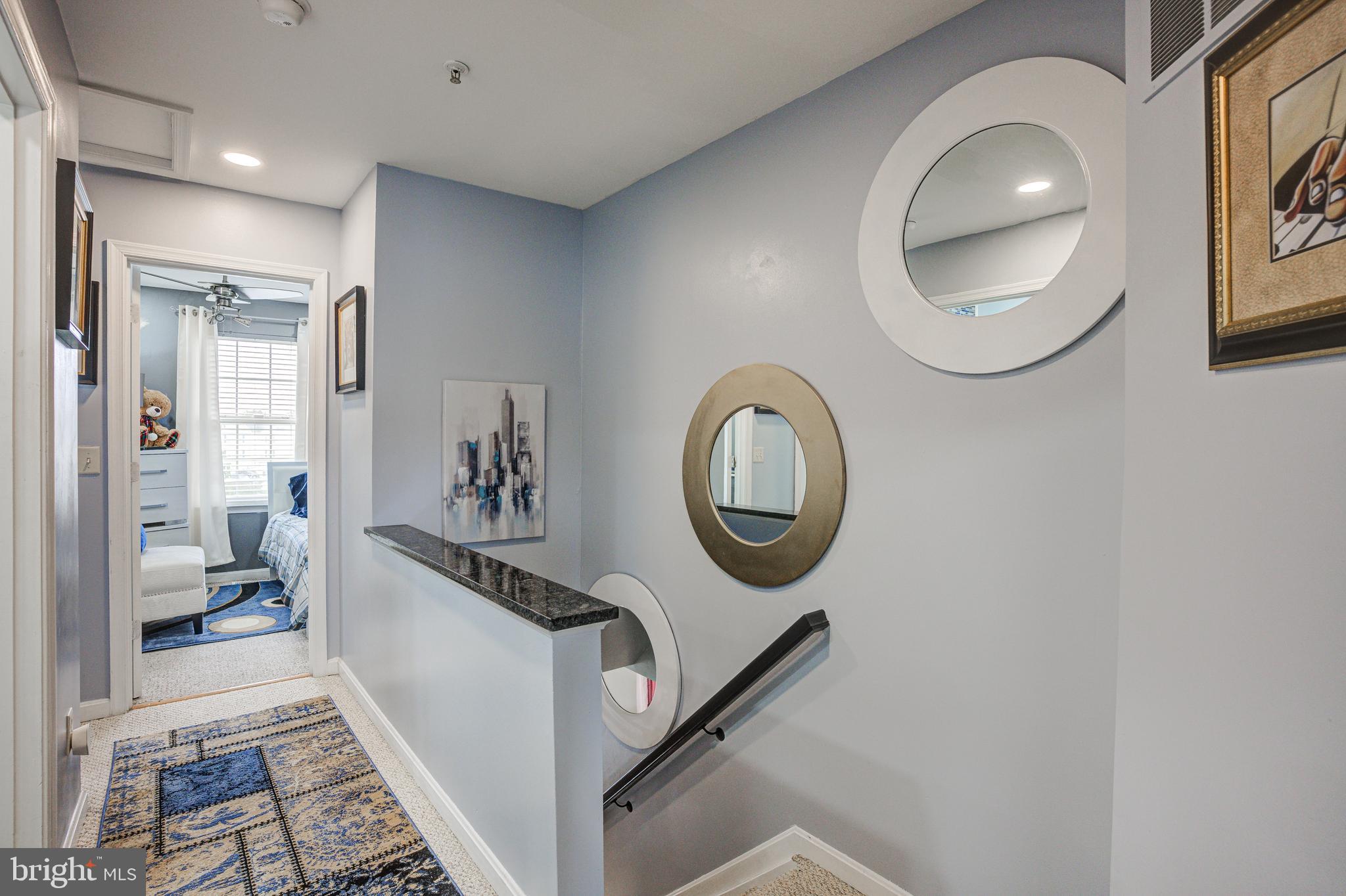 CARROLLWOOD MANOR - Residential