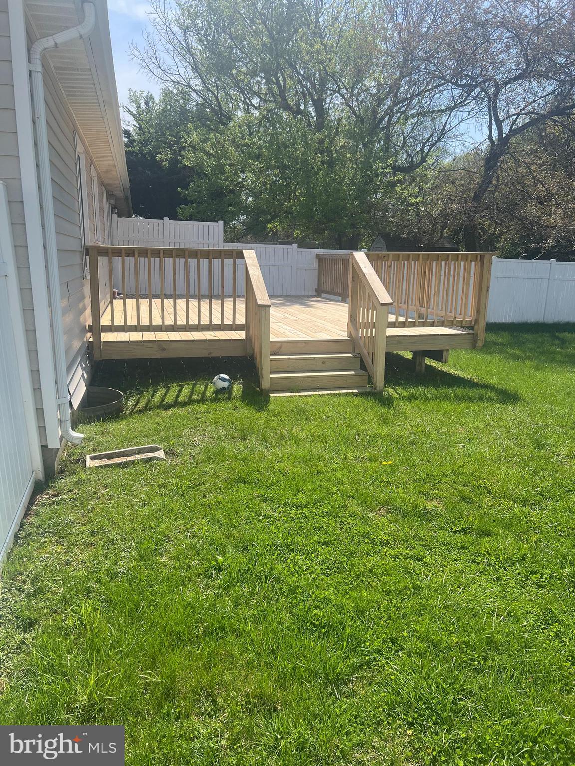 THIRD BATTLE - Residential Lease